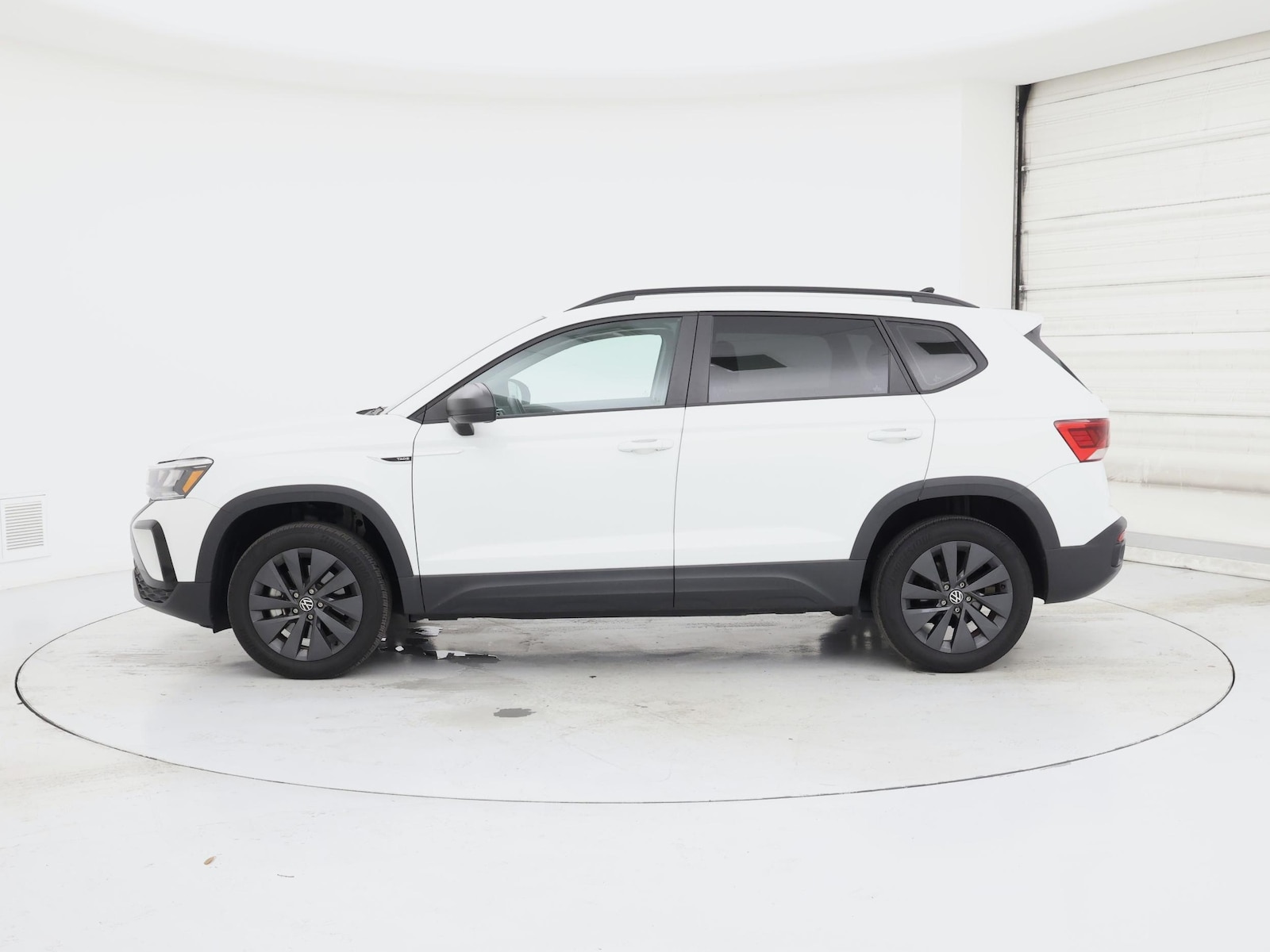 2023 Volkswagen Taos S - Photo 4