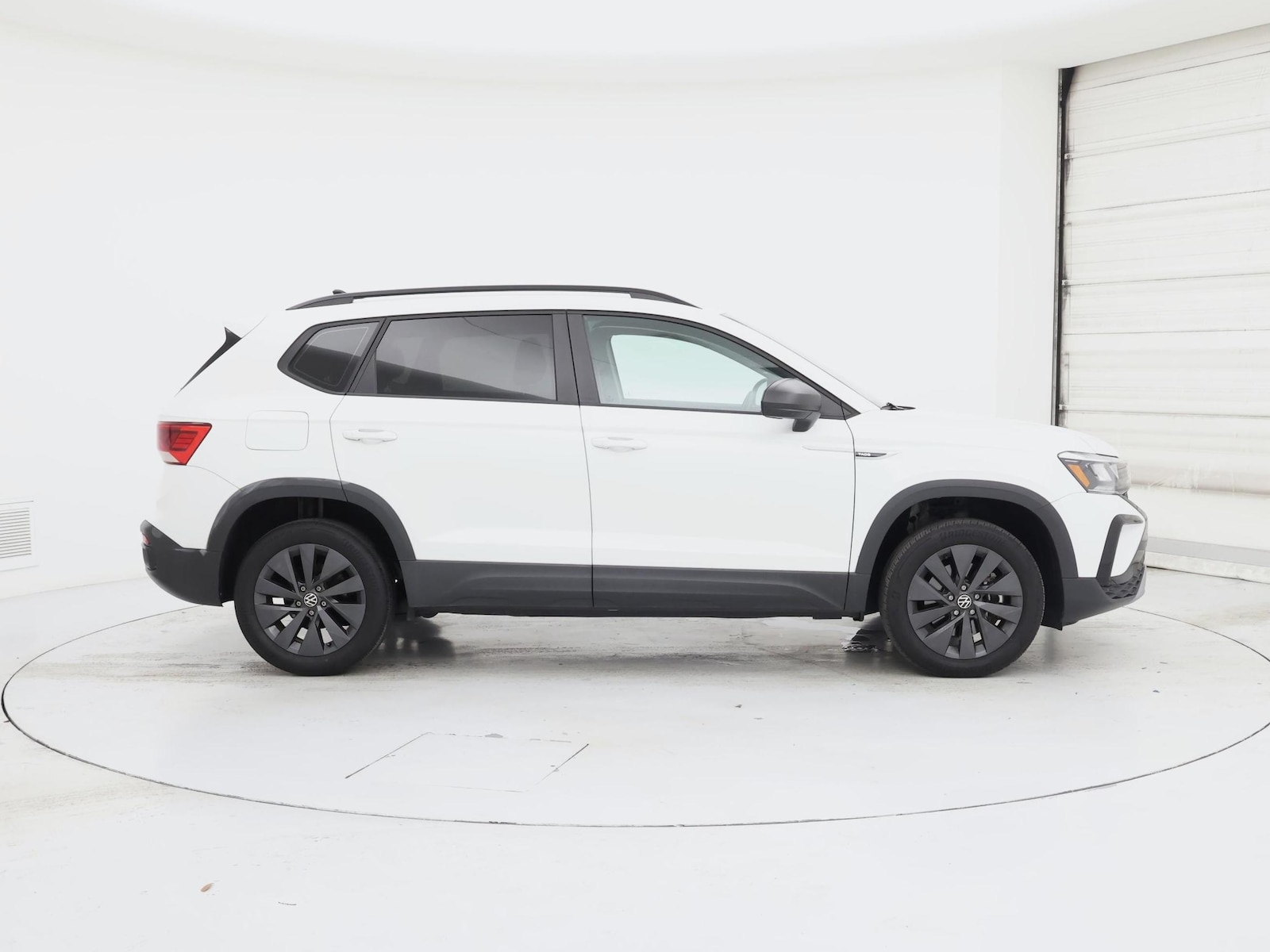 2023 Volkswagen Taos S - Photo 8