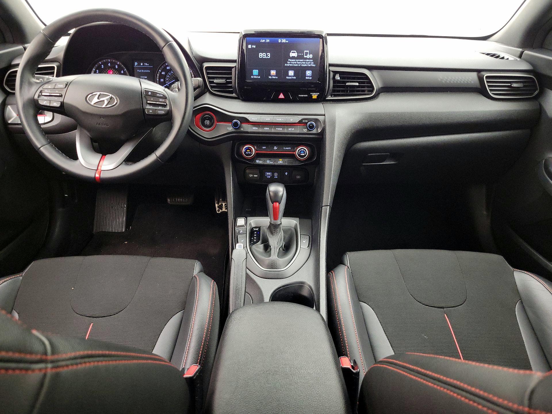 Thumbnail: 2019 Hyundai Veloster - 9
