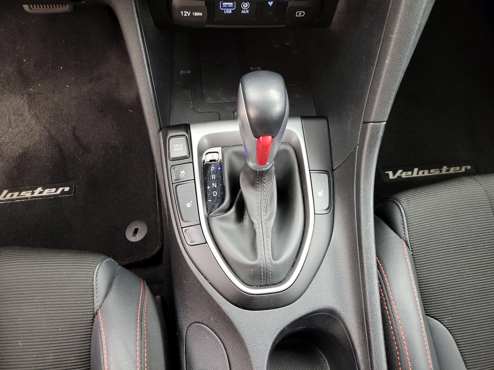 Thumbnail: 2019 Hyundai Veloster - 17