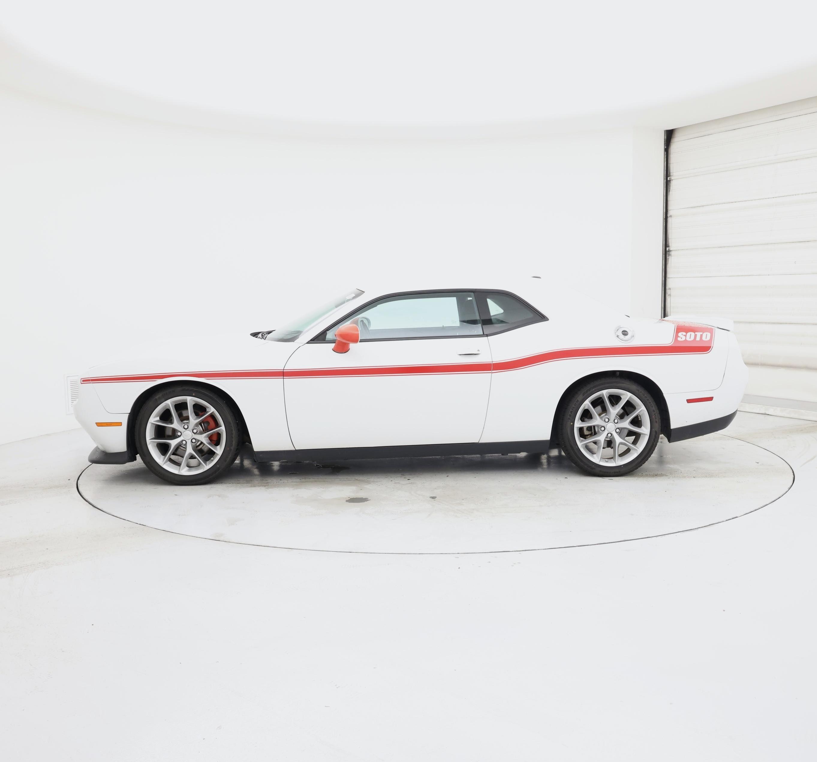 Thumbnail: 2022 Dodge Challenger - 3