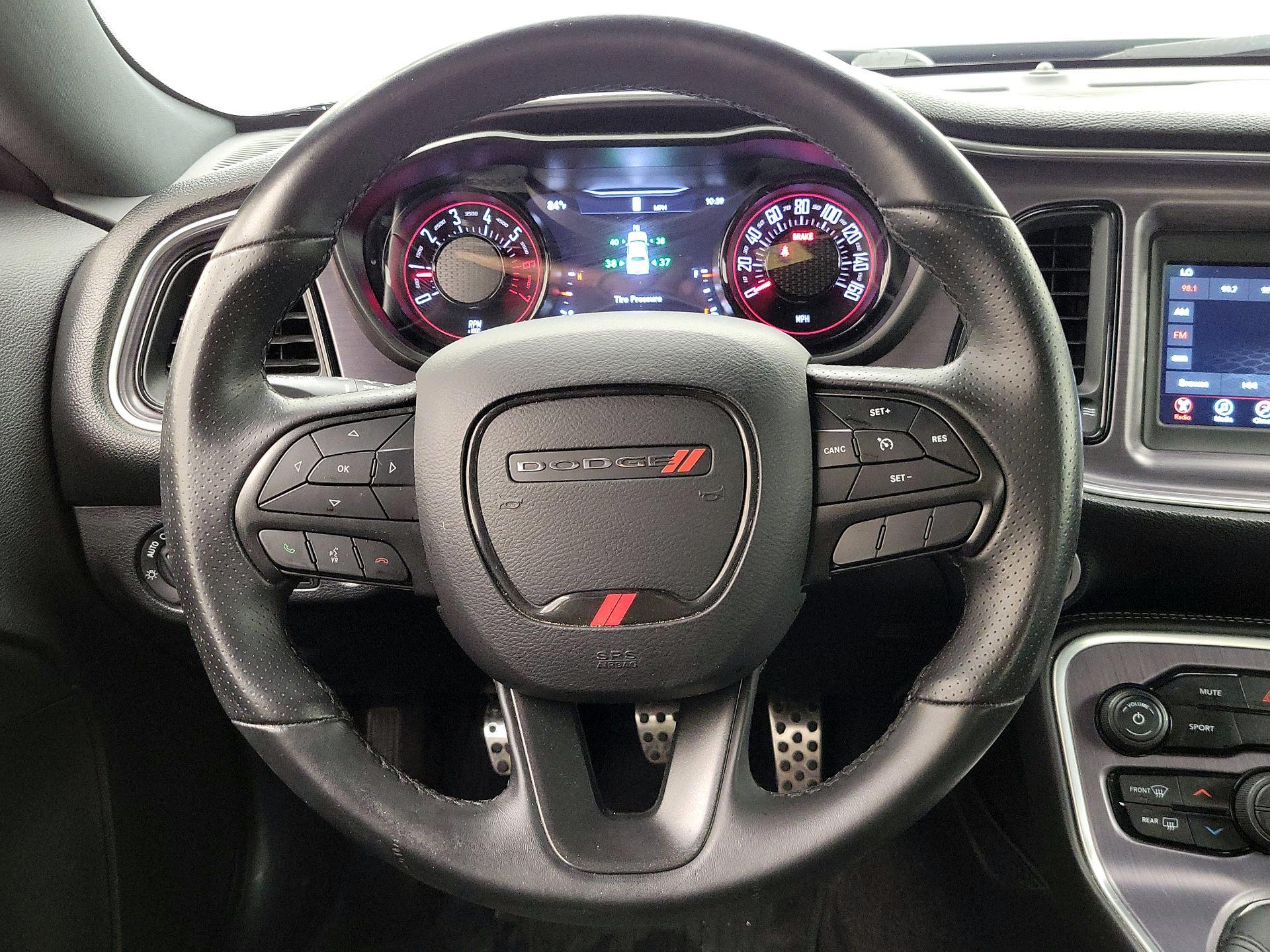 Thumbnail: 2018 Dodge Challenger - 10