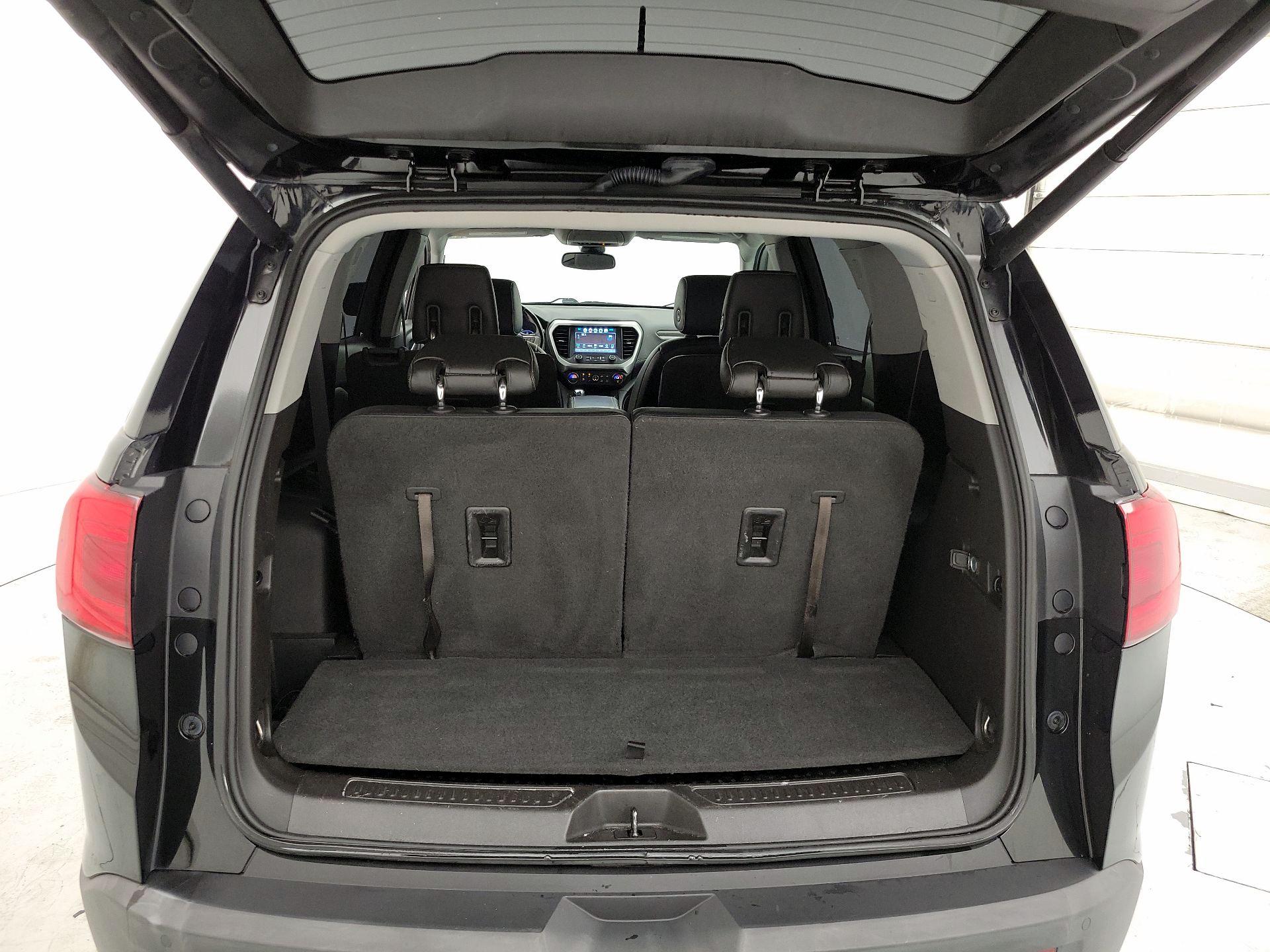Thumbnail: 2019 GMC Acadia - 16