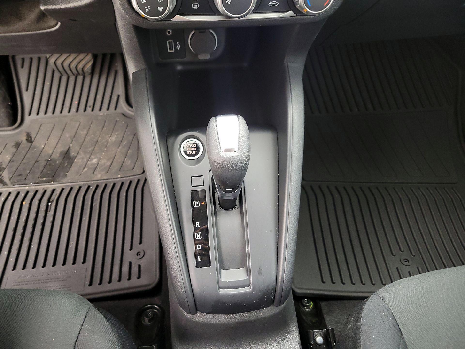 Thumbnail: 2025 Nissan Kicks - 17