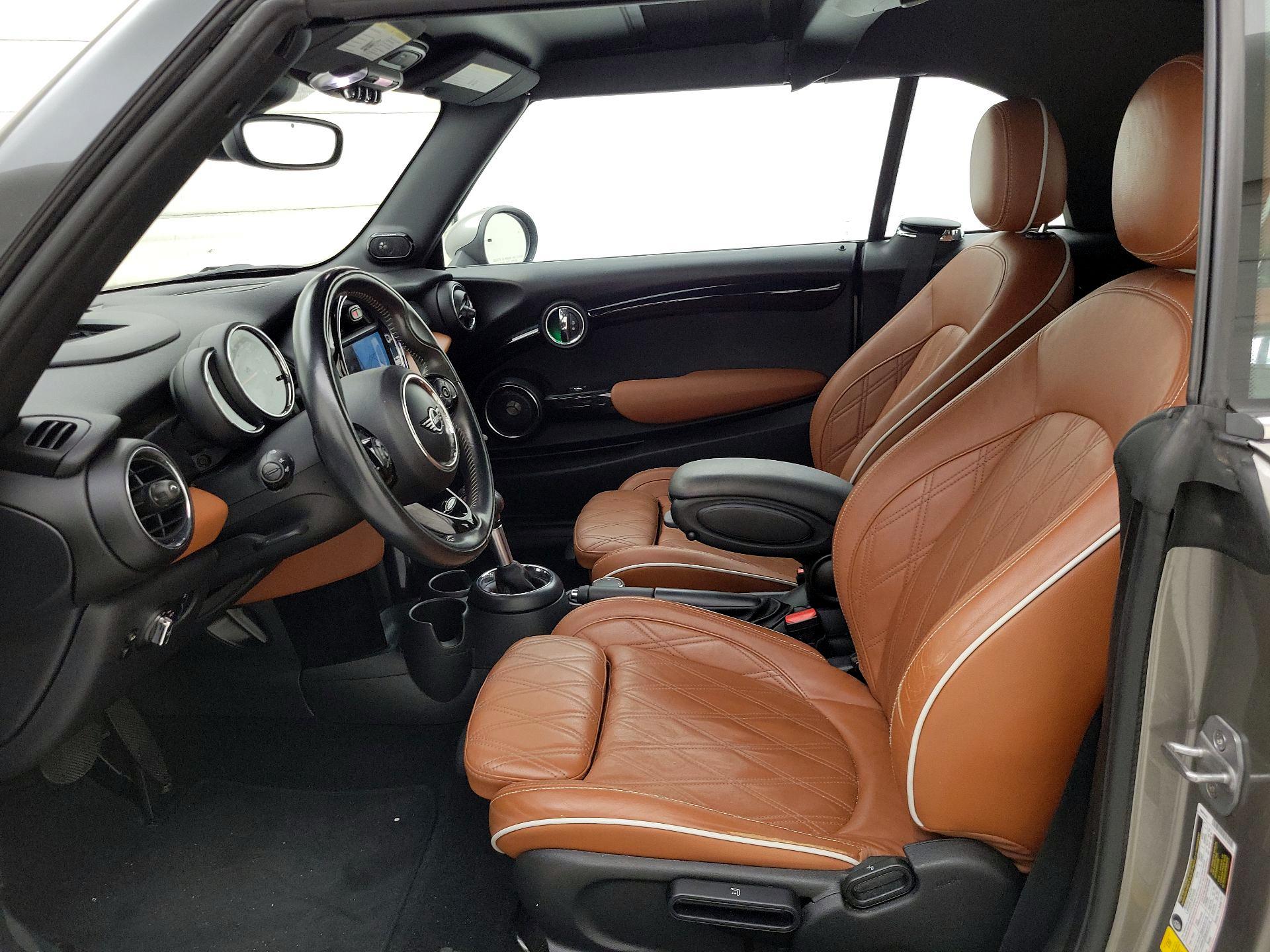 Thumbnail: 2019 MINI Cooper - 11
