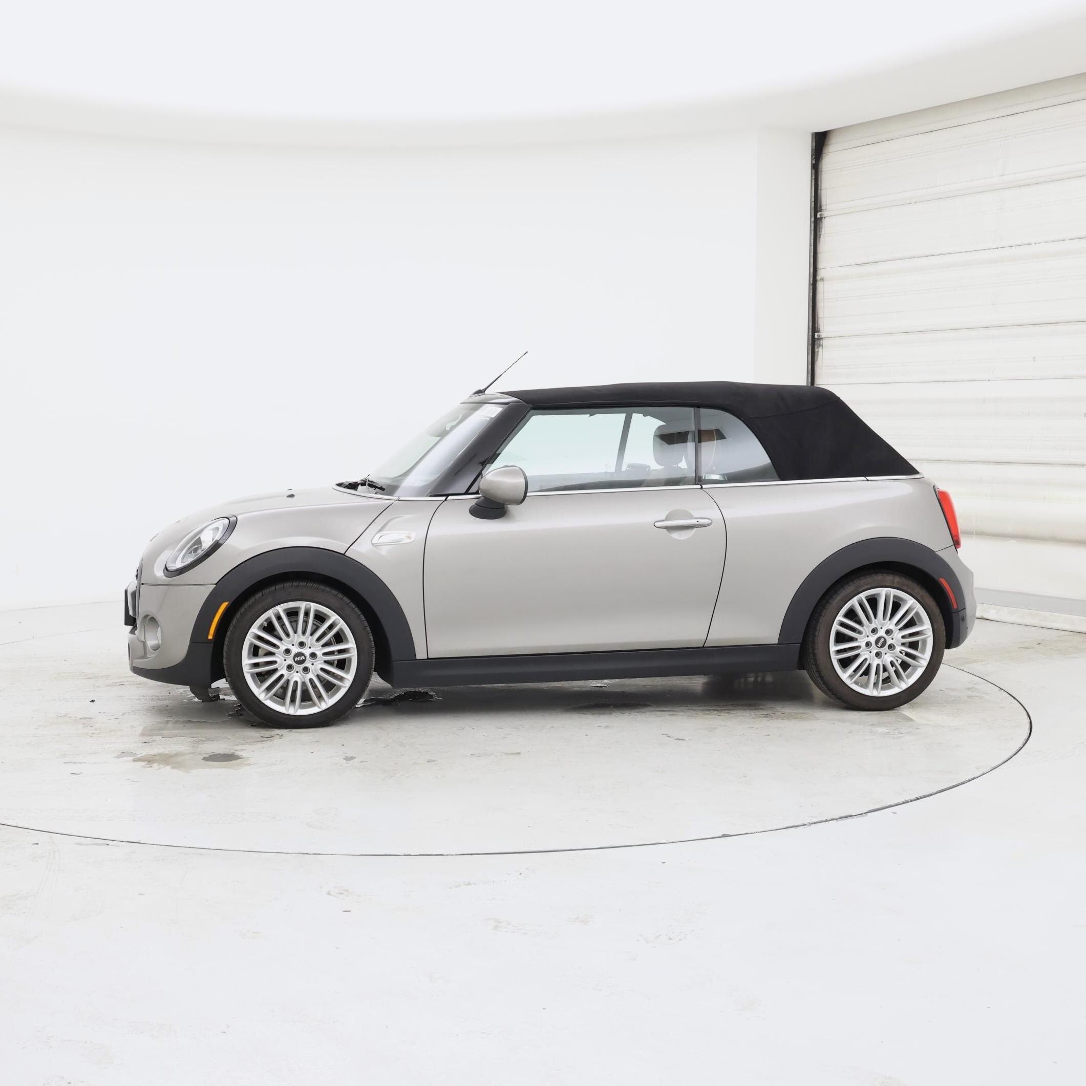 Thumbnail: 2019 MINI Cooper - 3
