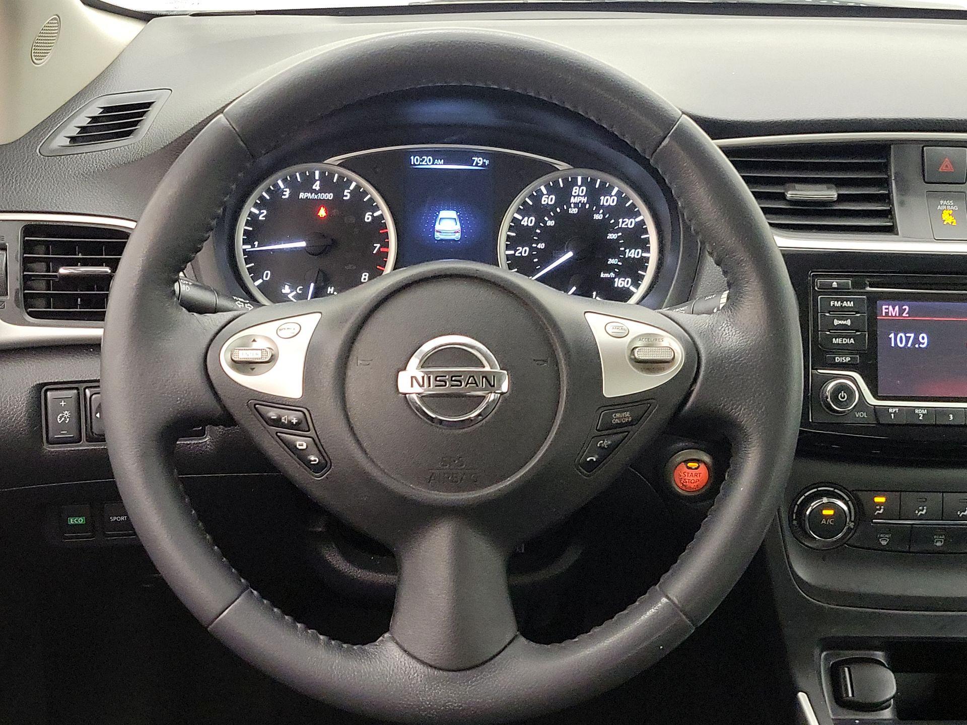 Thumbnail: 2017 Nissan Sentra - 10