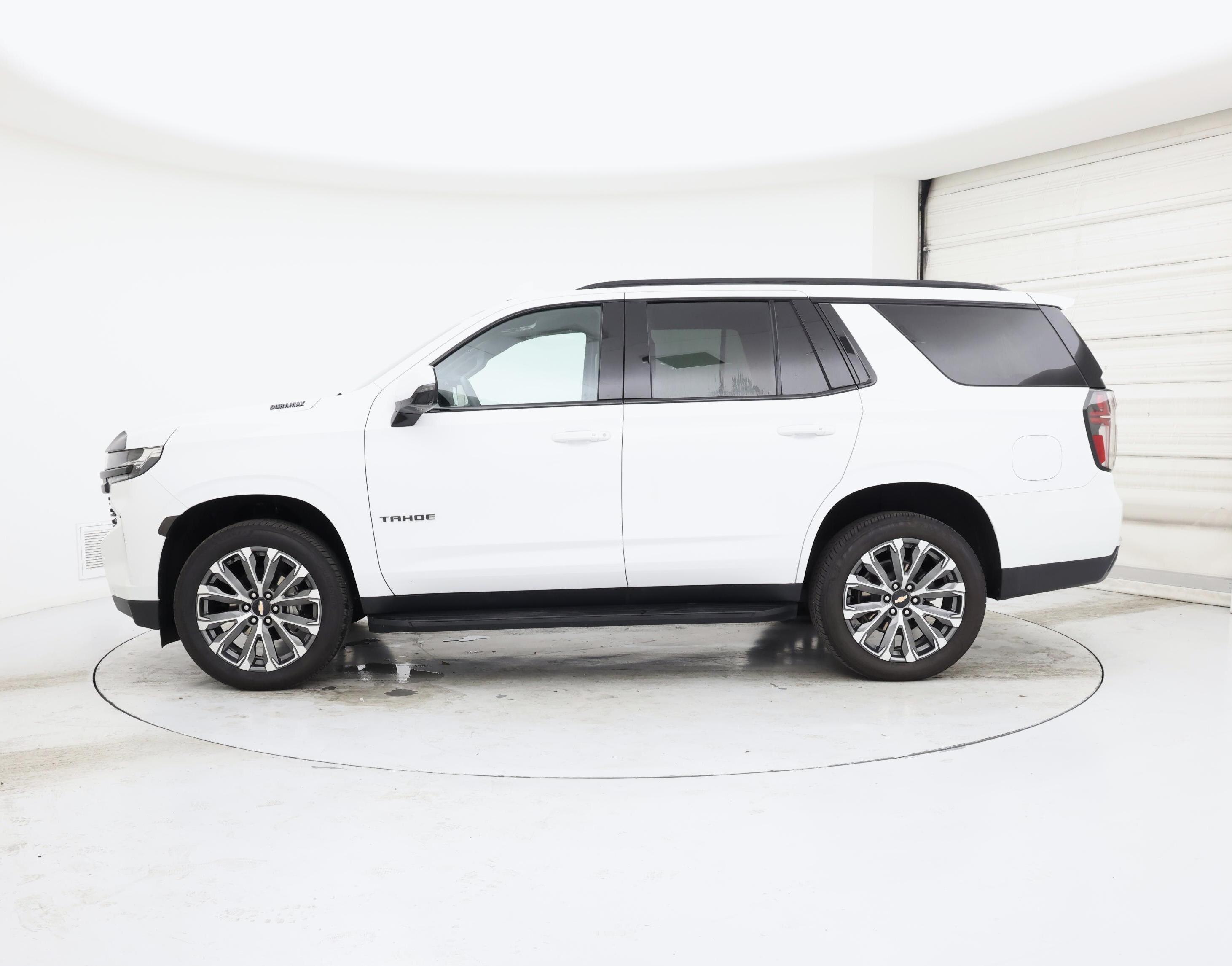 Thumbnail: 2024 Chevrolet Tahoe - 3