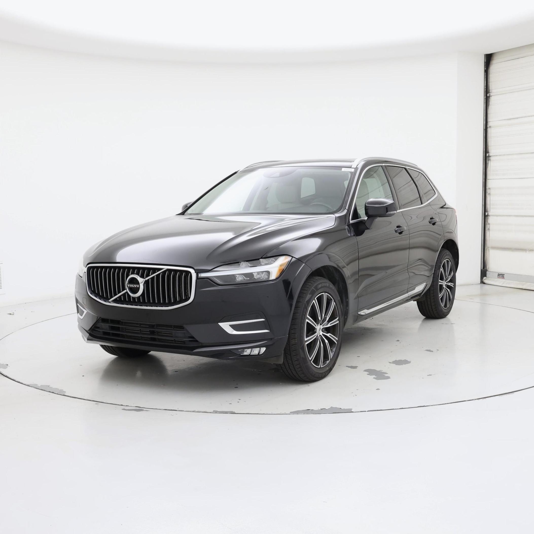 Thumbnail: 2021 Volvo XC60 - 4
