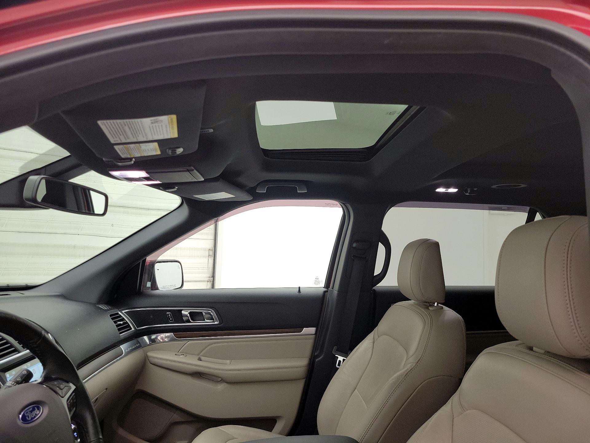 Thumbnail: 2018 Ford Explorer - 18