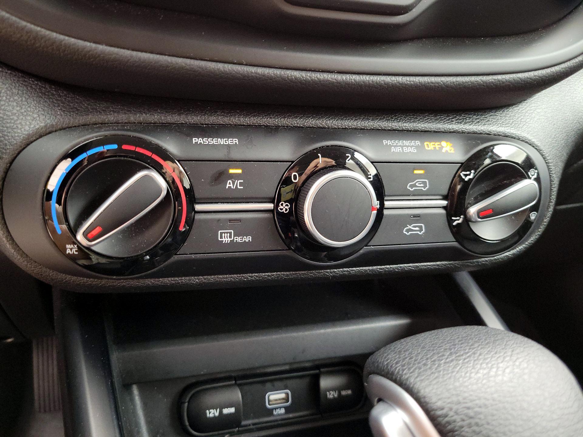 Thumbnail: 2021 Kia Soul - 16