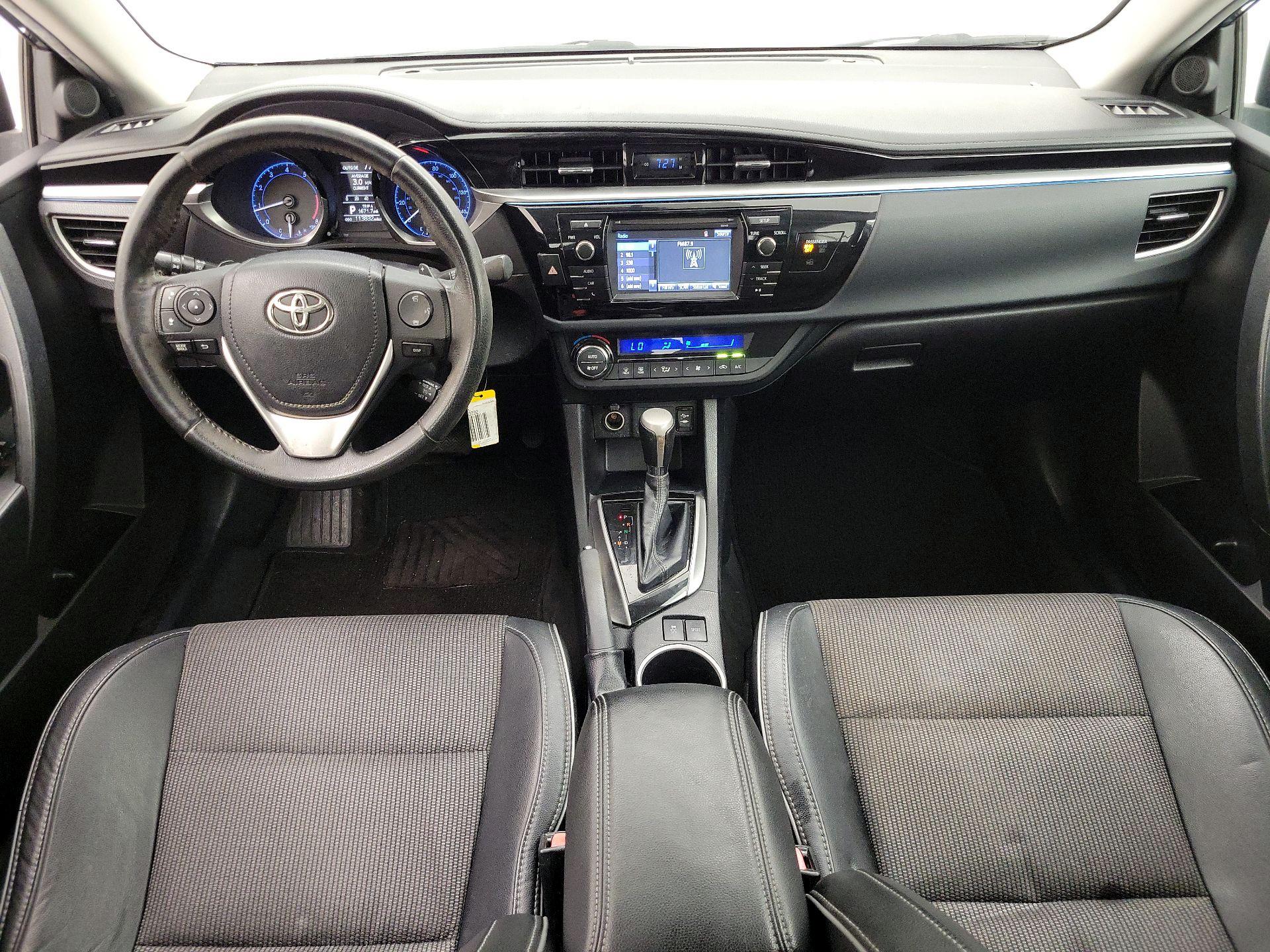 Thumbnail: 2015 Toyota Corolla - 9
