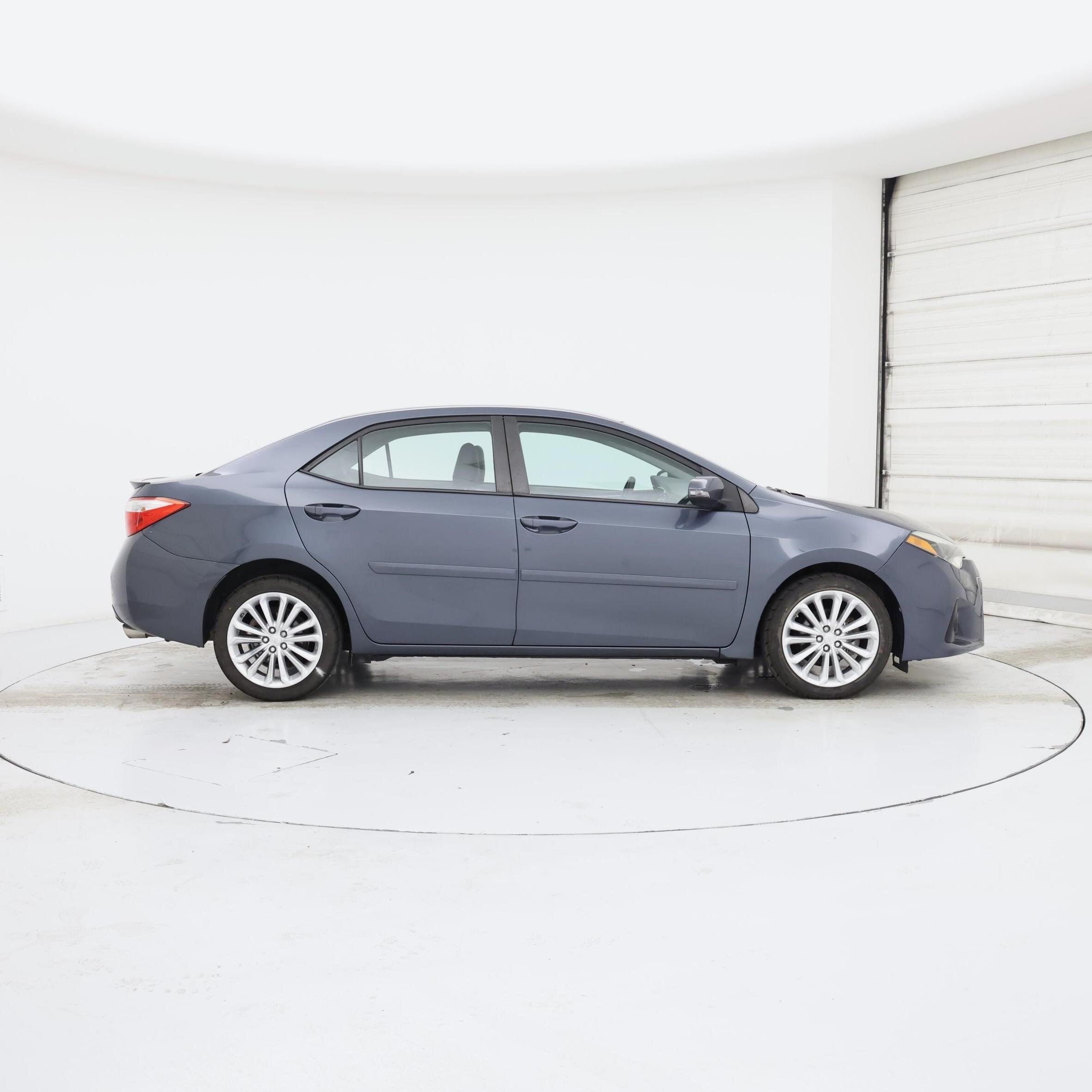 Thumbnail: 2015 Toyota Corolla - 7