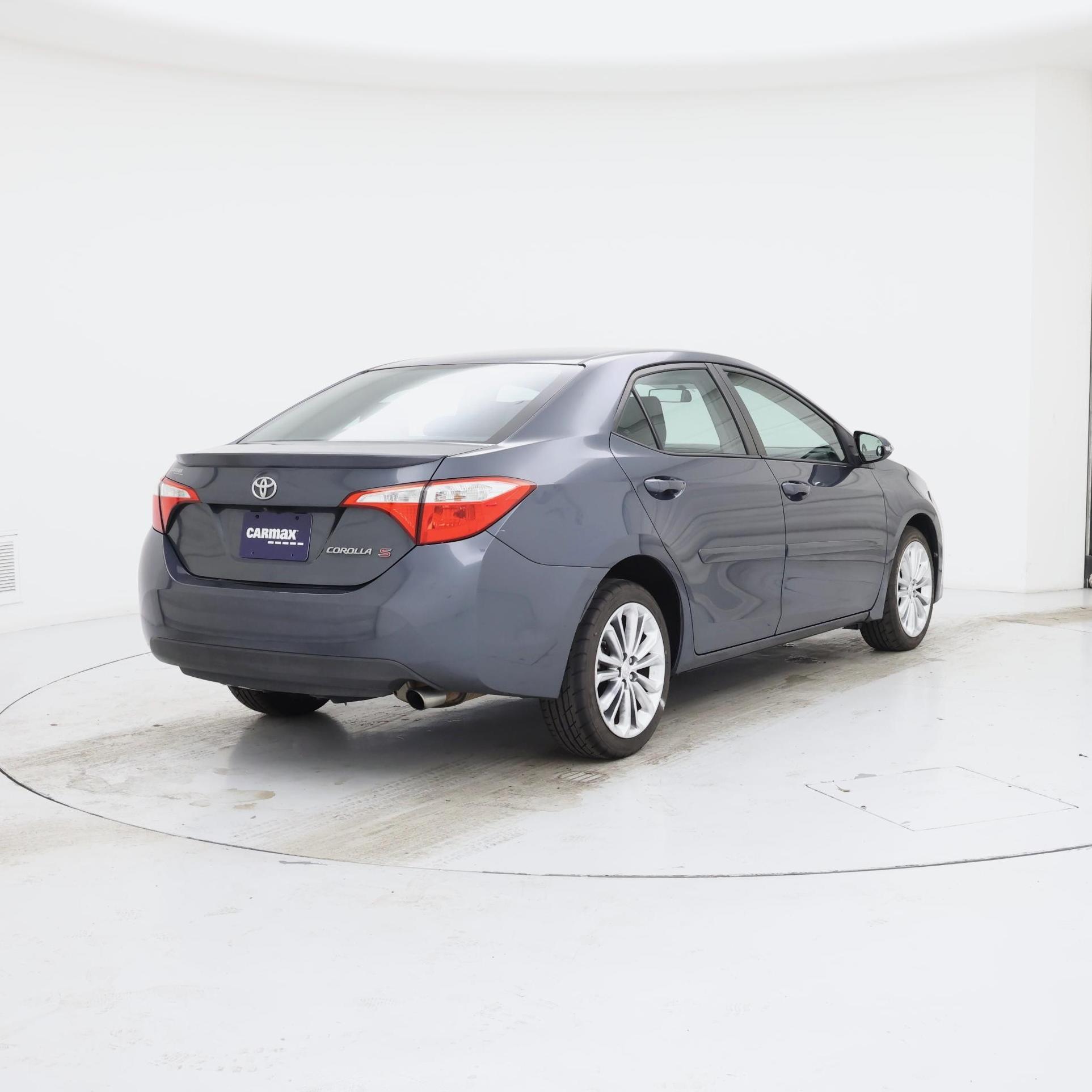 Thumbnail: 2015 Toyota Corolla - 8