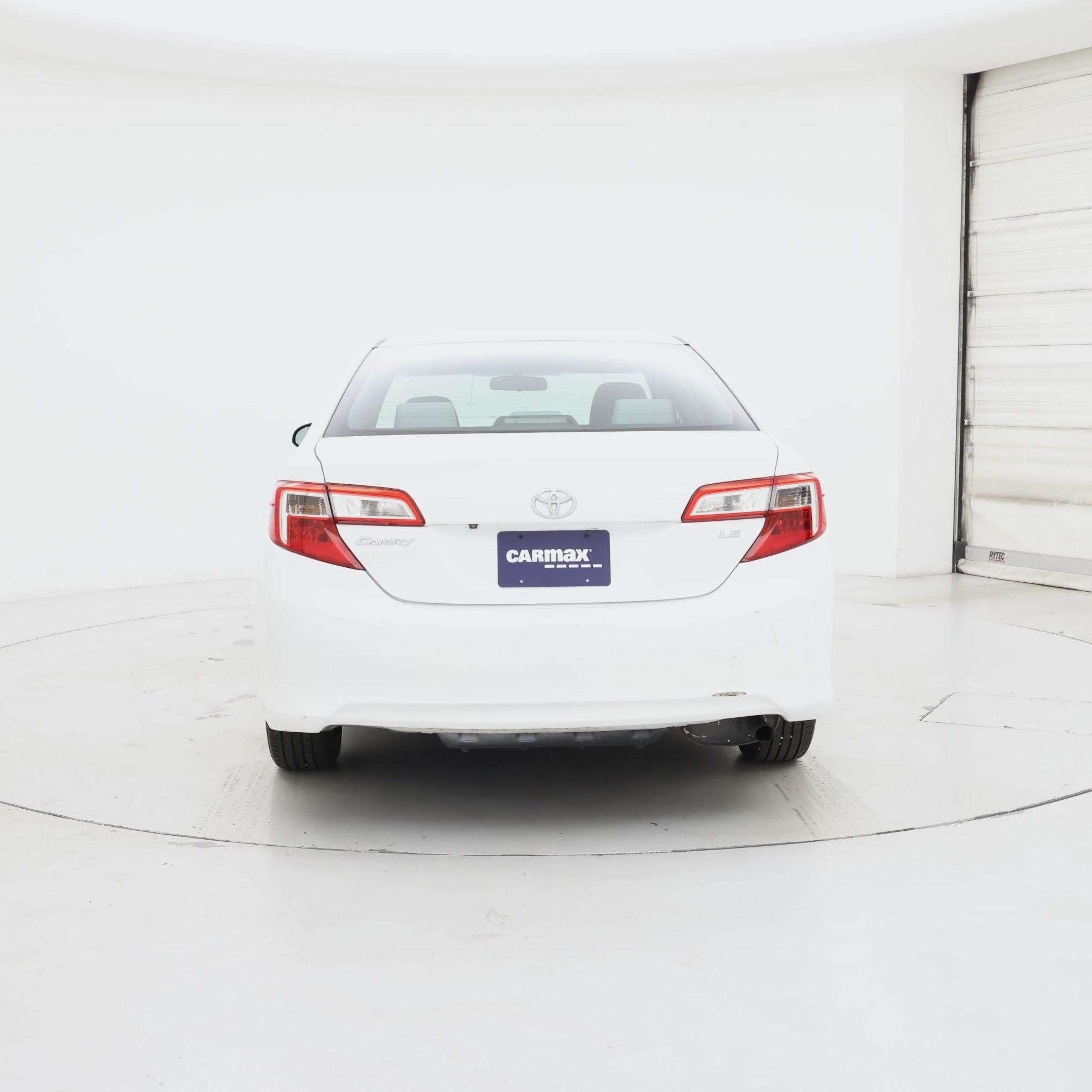 Thumbnail: 2014 Toyota Camry - 6