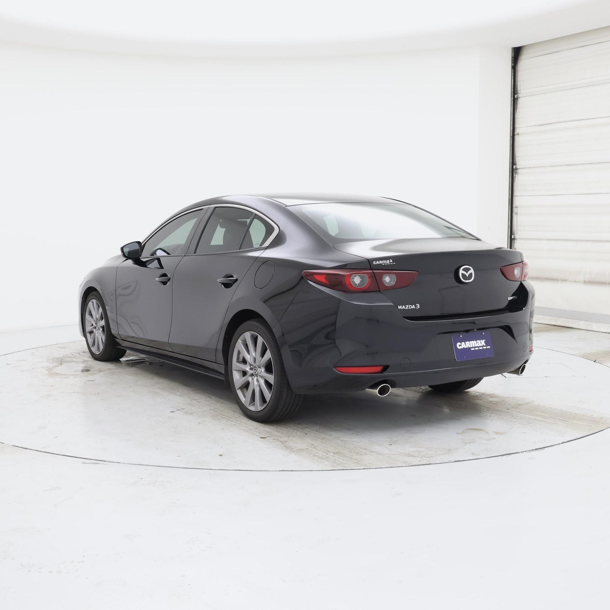 Thumbnail: 2022 Mazda Mazda3 - 2