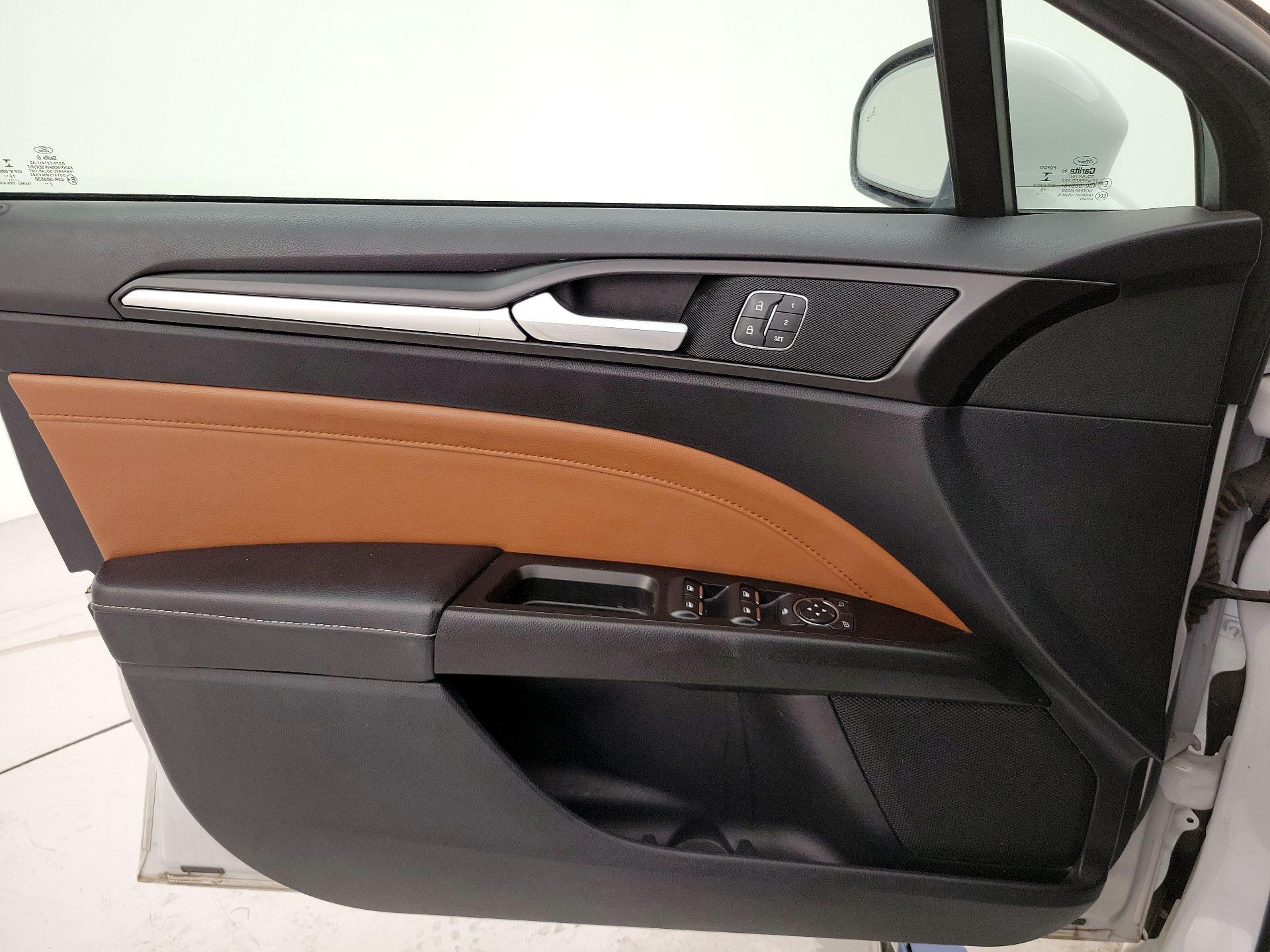 Thumbnail: 2020 Ford Fusion - 12
