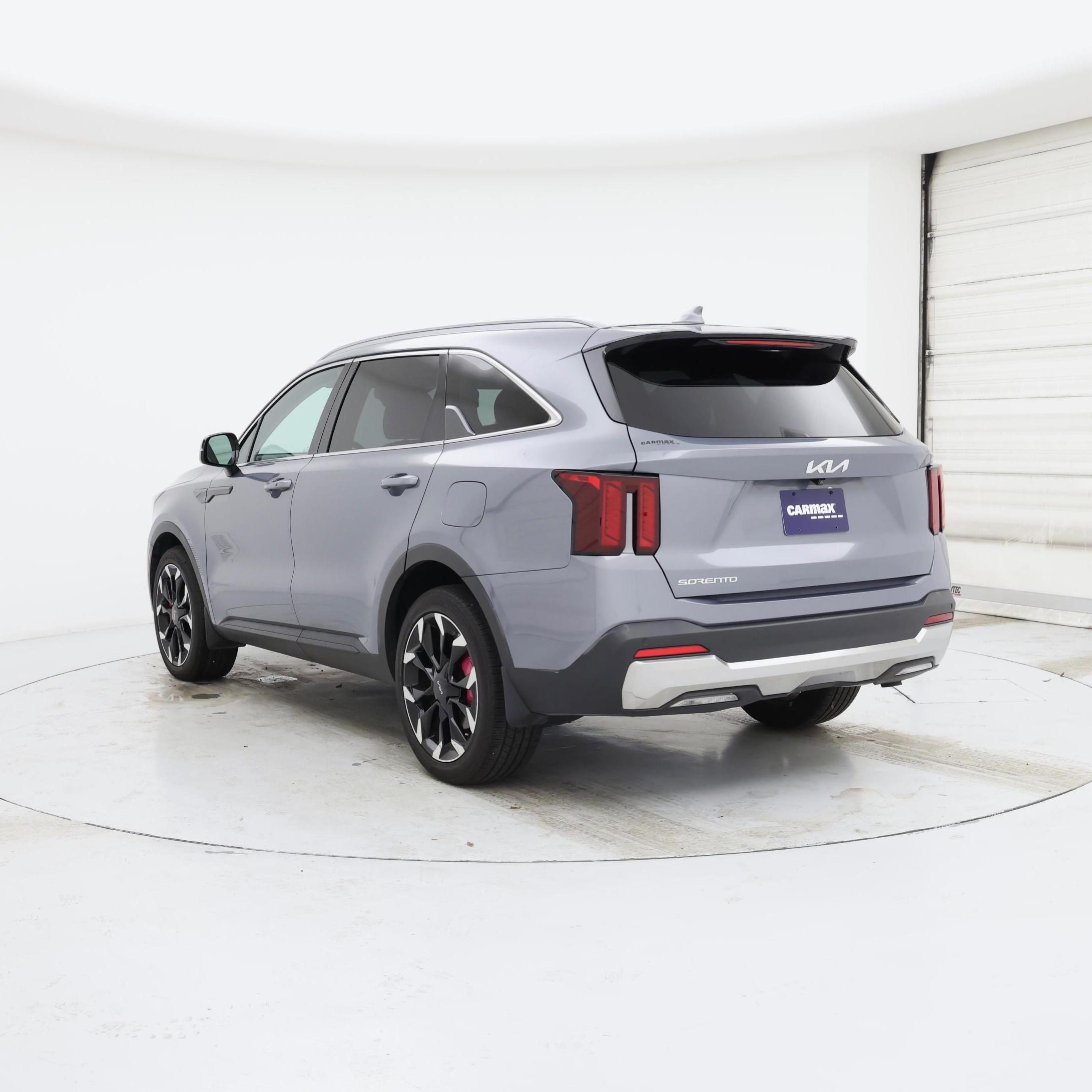 Thumbnail: 2025 Kia Sorento - 2