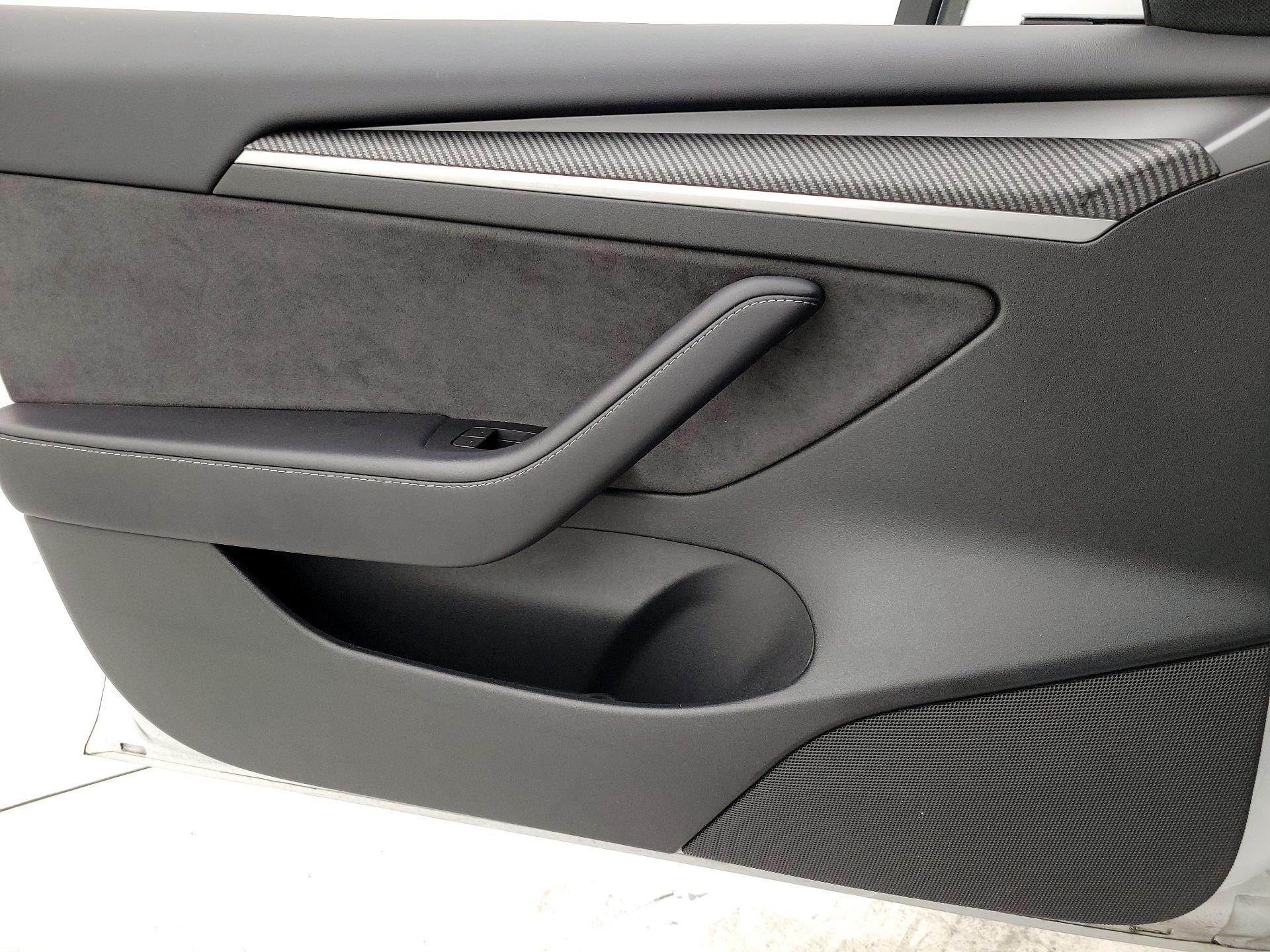 Thumbnail: 2021 Tesla Model 3 - 12