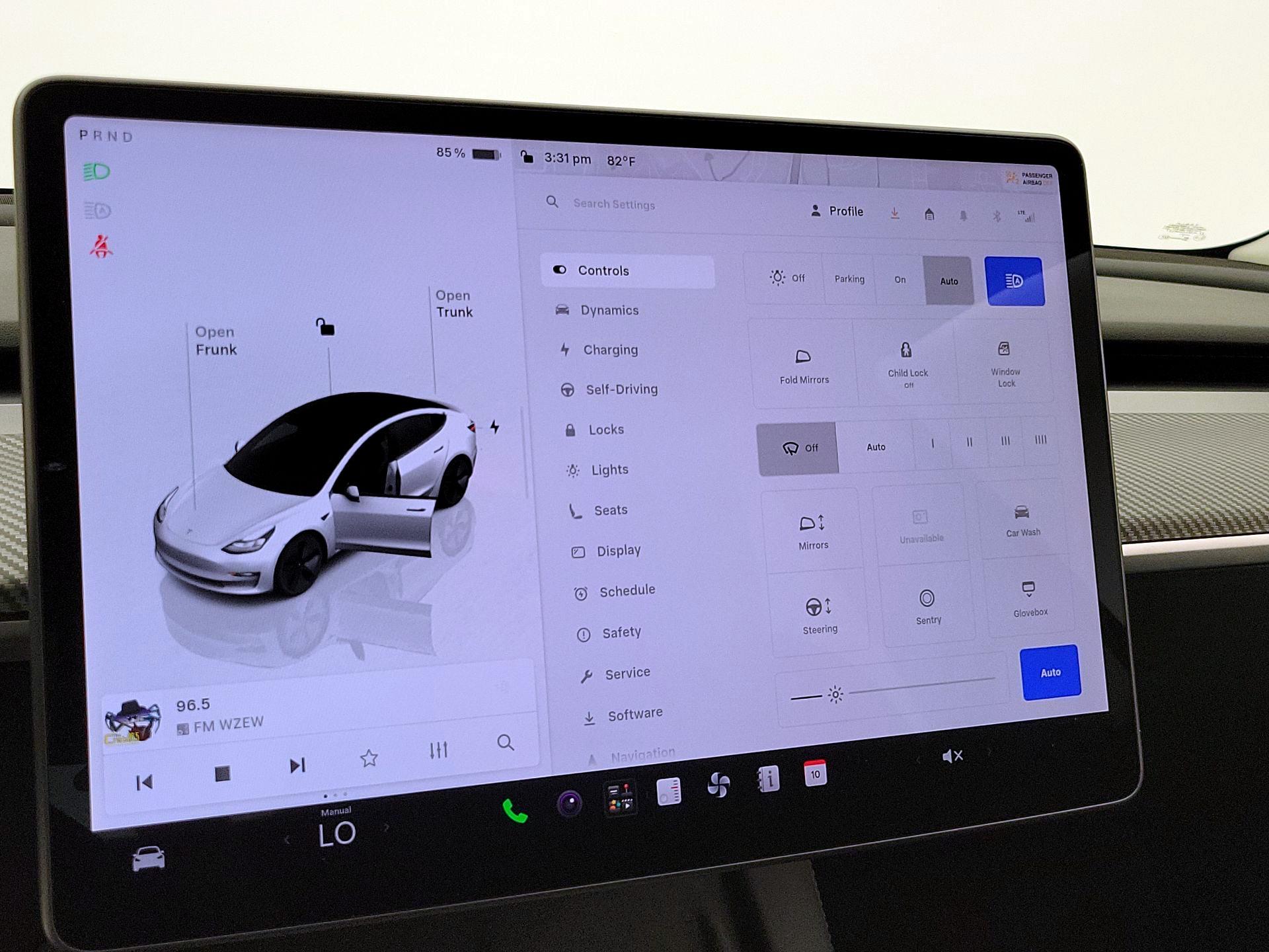 Thumbnail: 2021 Tesla Model 3 - 14
