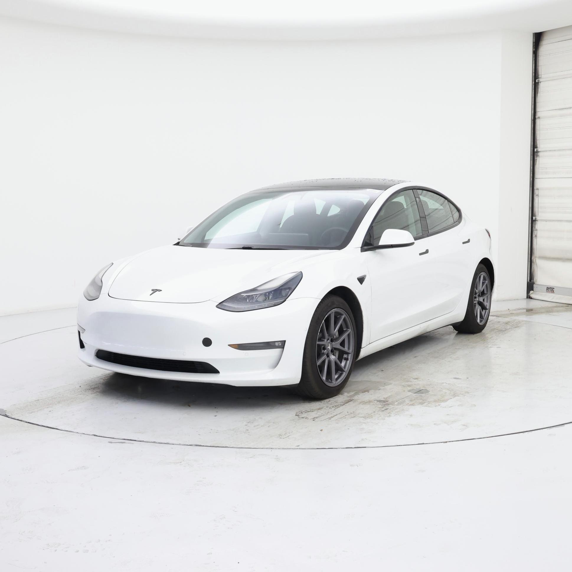 Thumbnail: 2021 Tesla Model 3 - 4