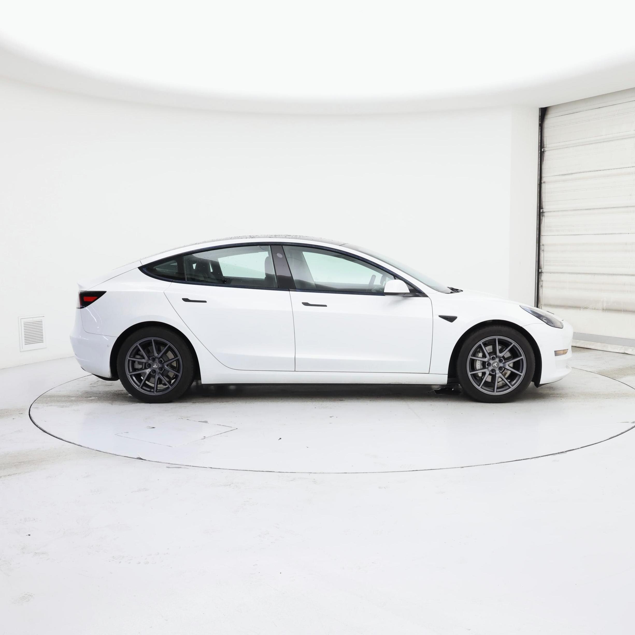 Thumbnail: 2021 Tesla Model 3 - 7