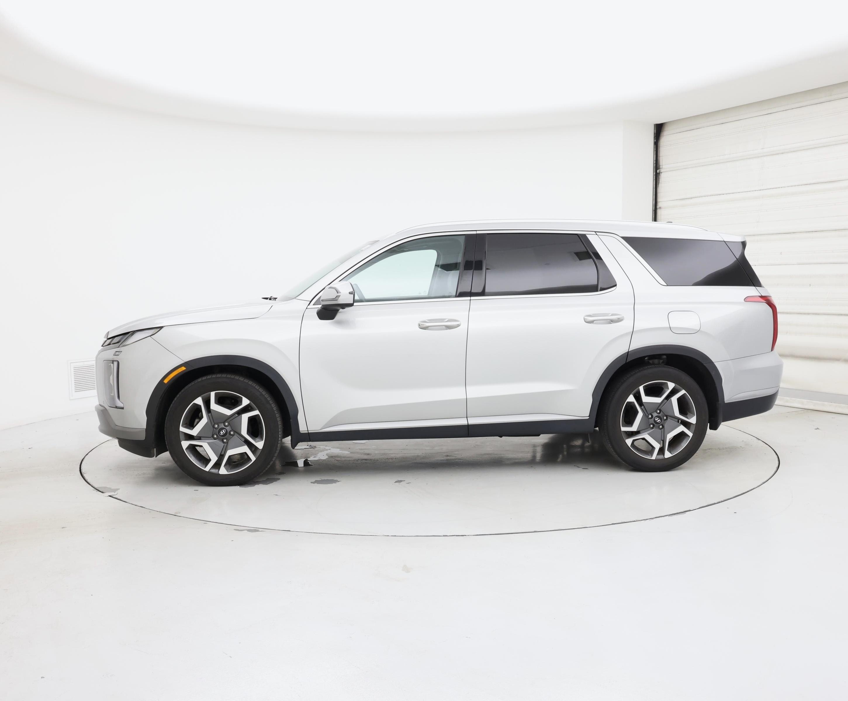 Thumbnail: 2023 Hyundai Palisade - 3