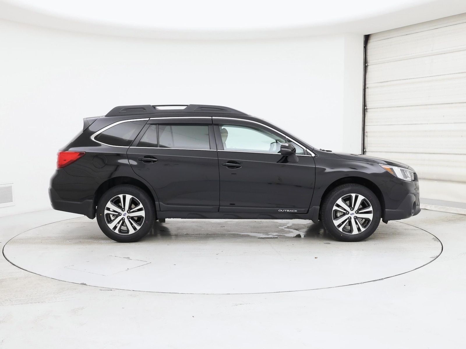 2019 Subaru Outback Limited - Photo 8