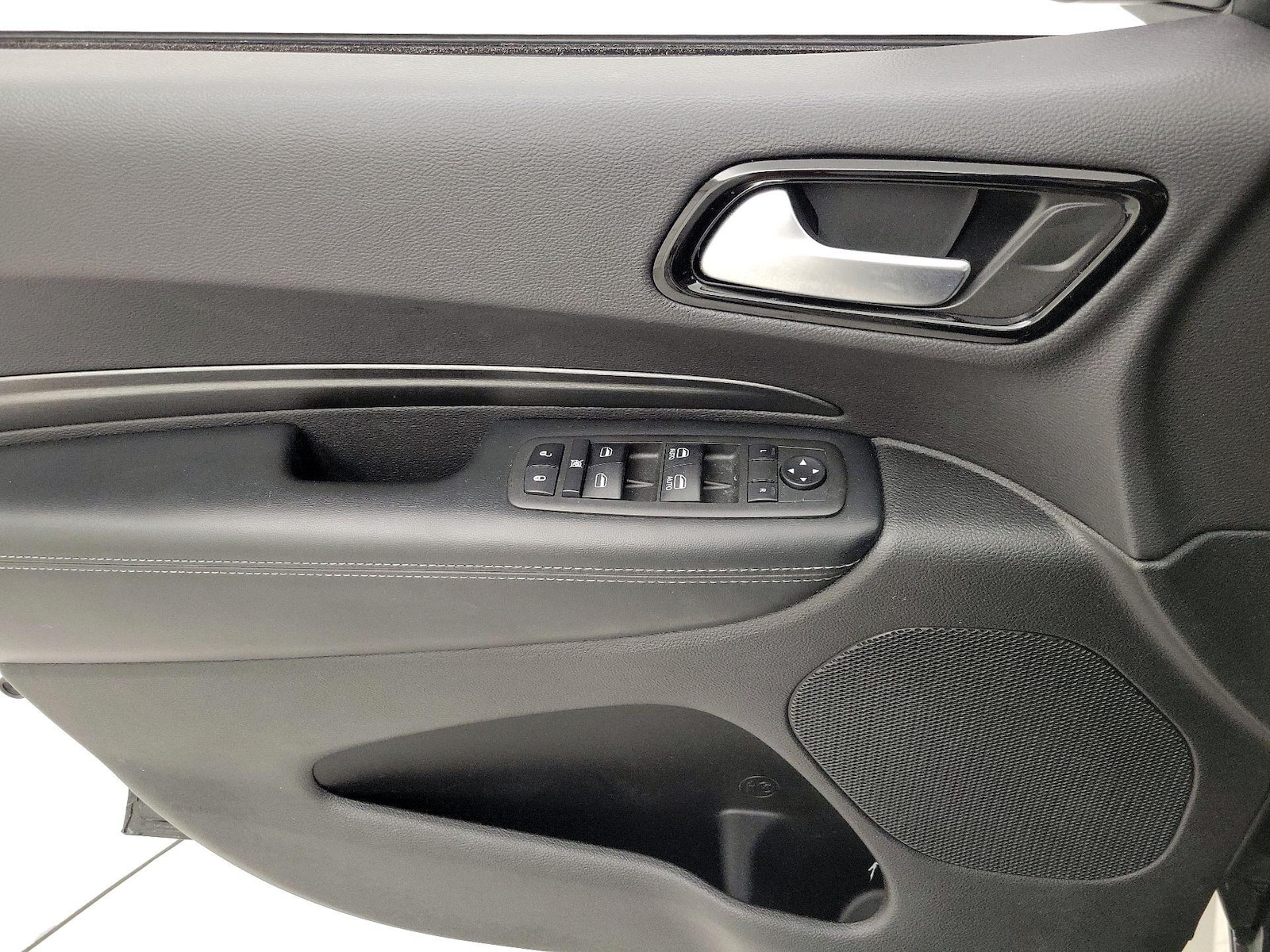 2022 Dodge Durango SXT - Photo 13