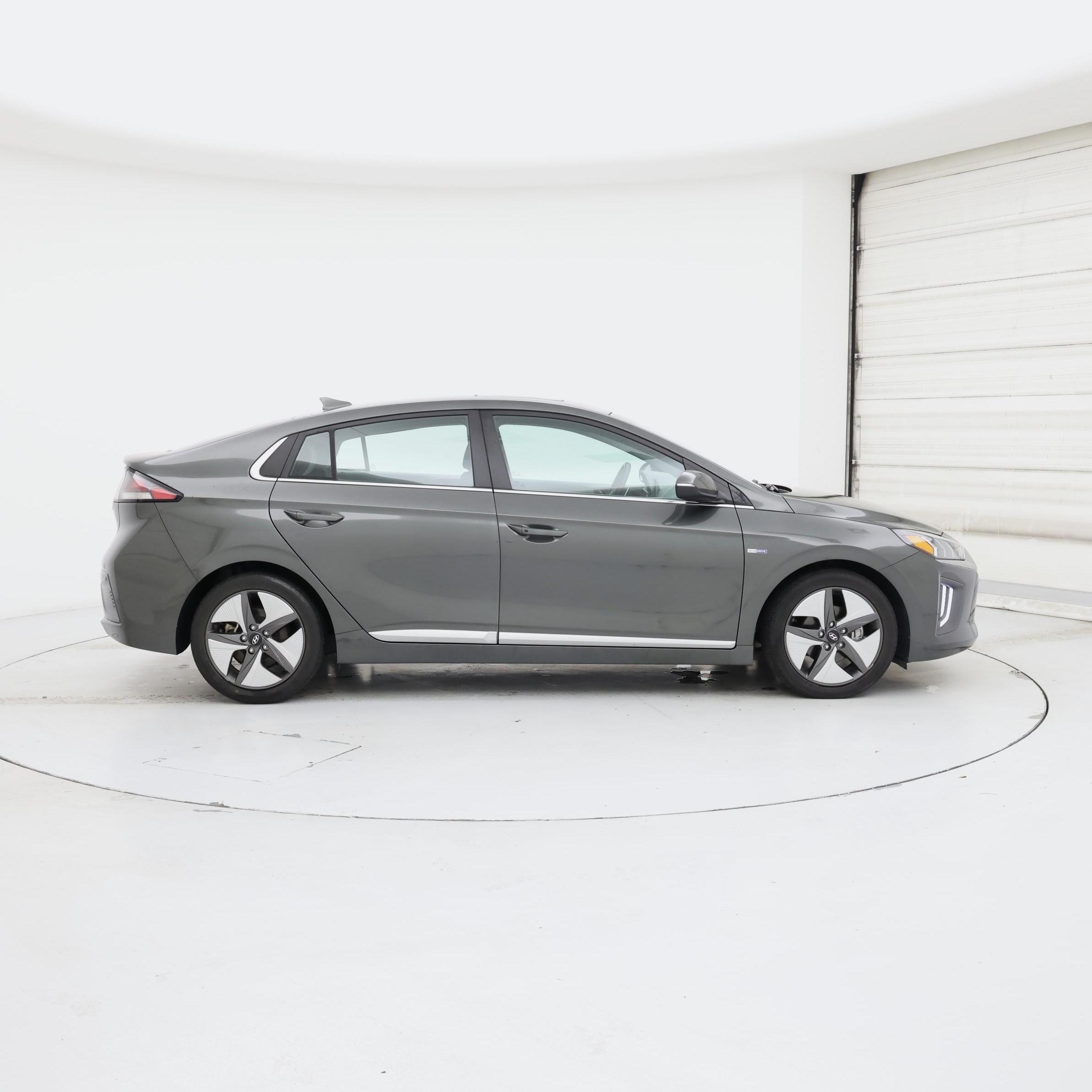 Thumbnail: 2020 Hyundai Ioniq - 7