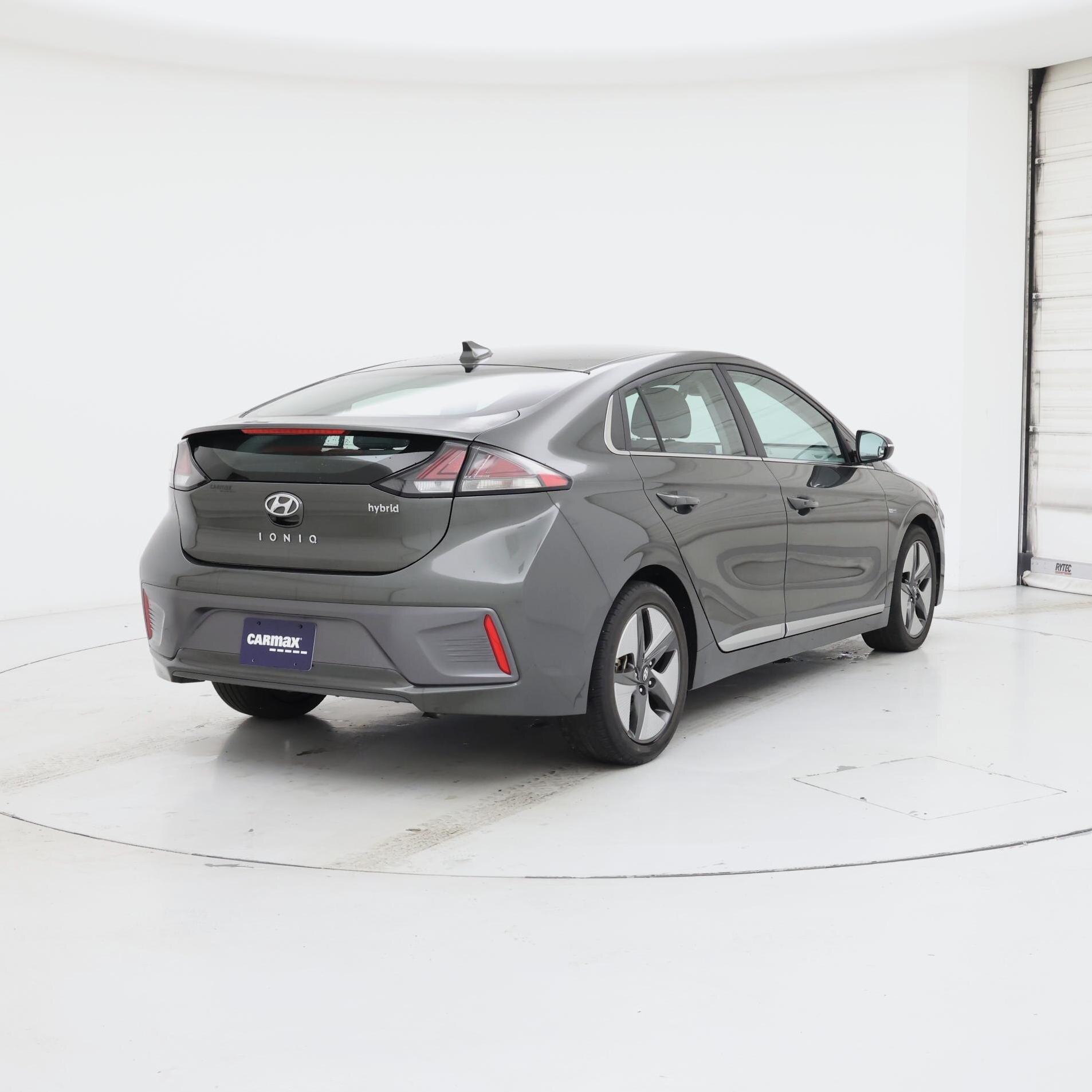 Thumbnail: 2020 Hyundai Ioniq - 8