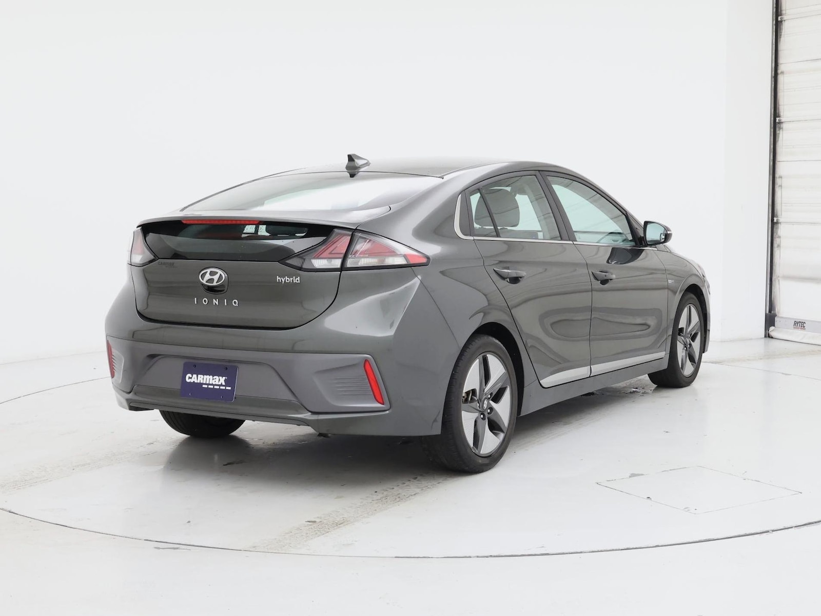 2020 Hyundai IONIQ SEL - Photo 9