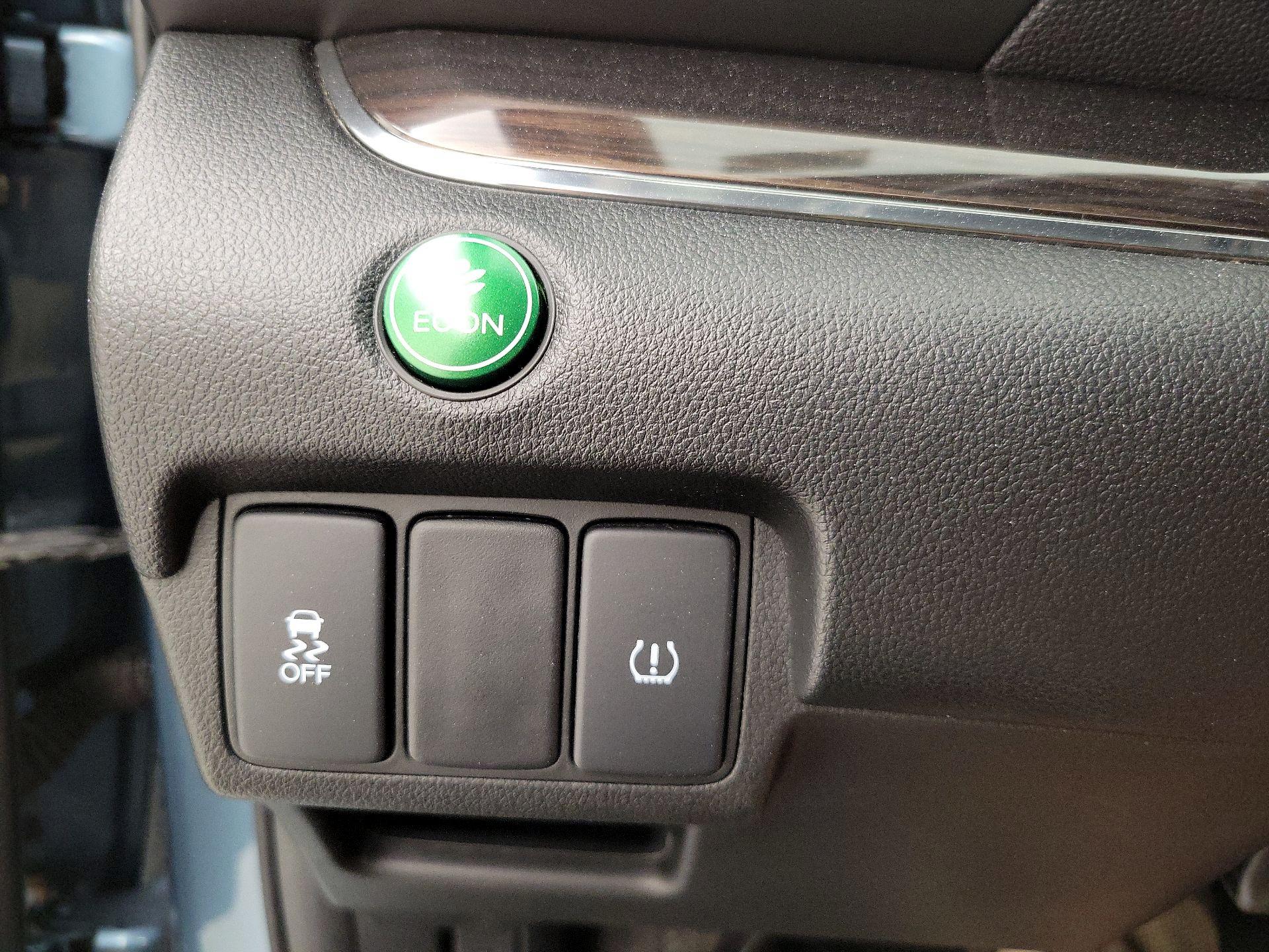 Thumbnail: 2015 Honda CR-V - 13