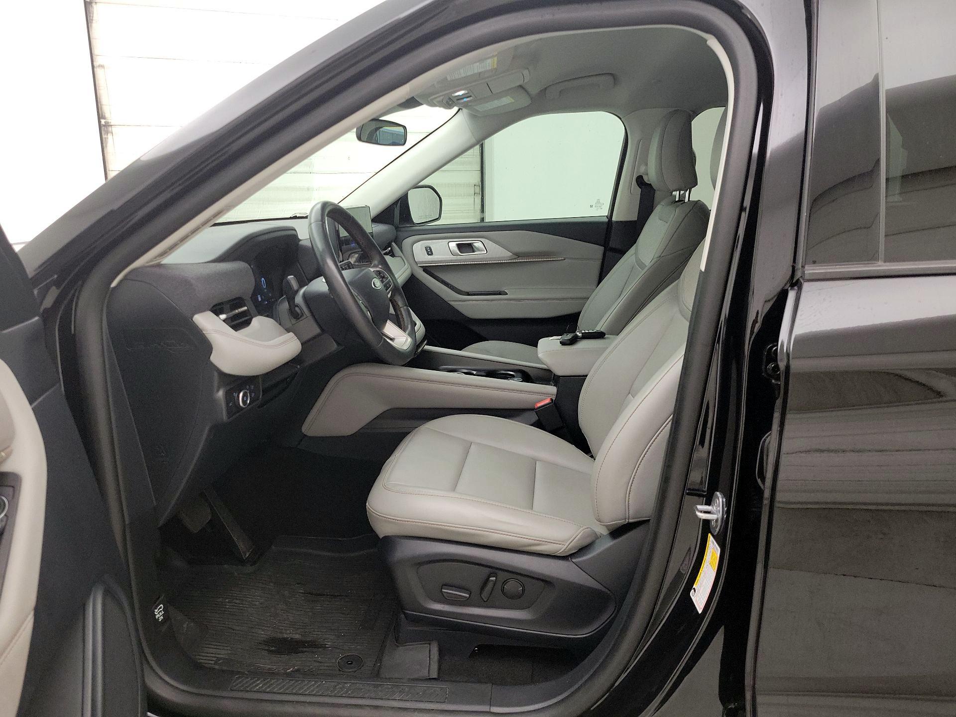 Thumbnail: 2025 Ford Explorer - 11