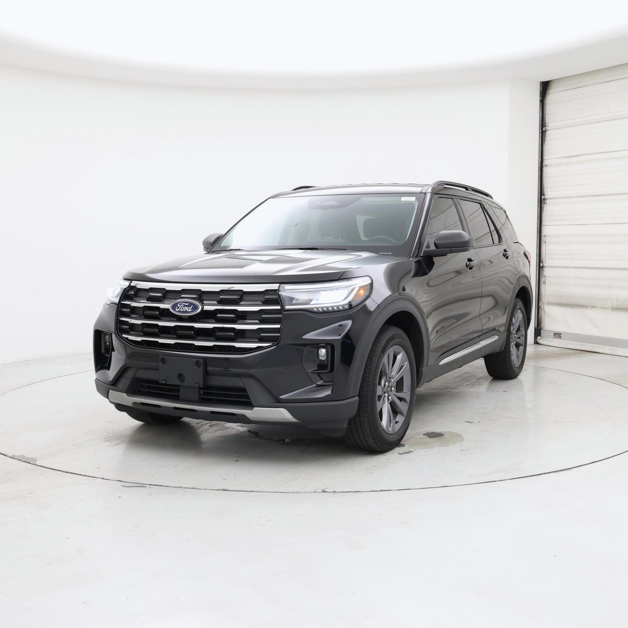 Thumbnail: 2025 Ford Explorer - 4