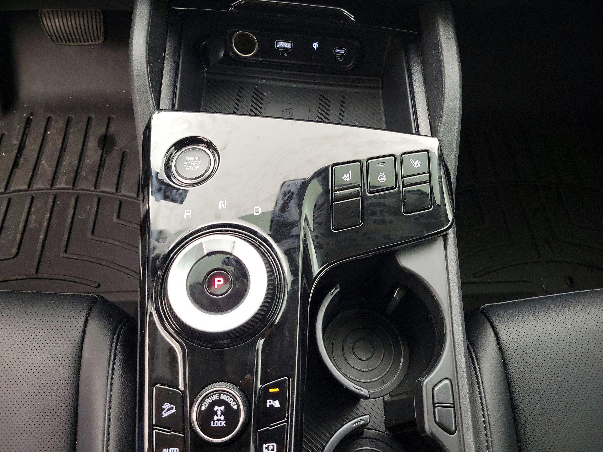 Thumbnail: 2023 Kia Sportage - 17