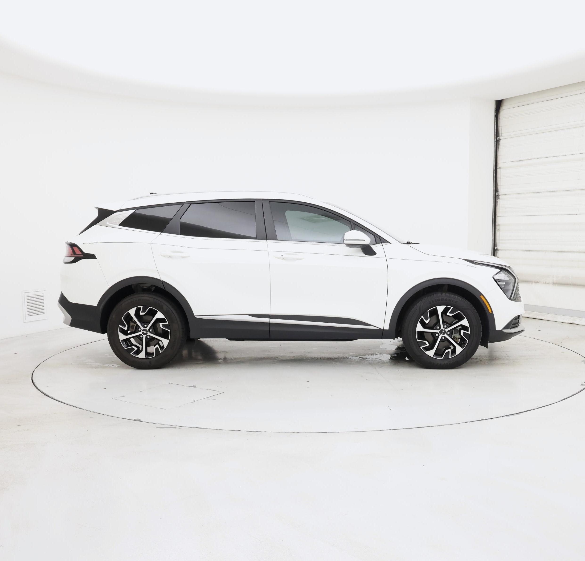 Thumbnail: 2023 Kia Sportage - 7