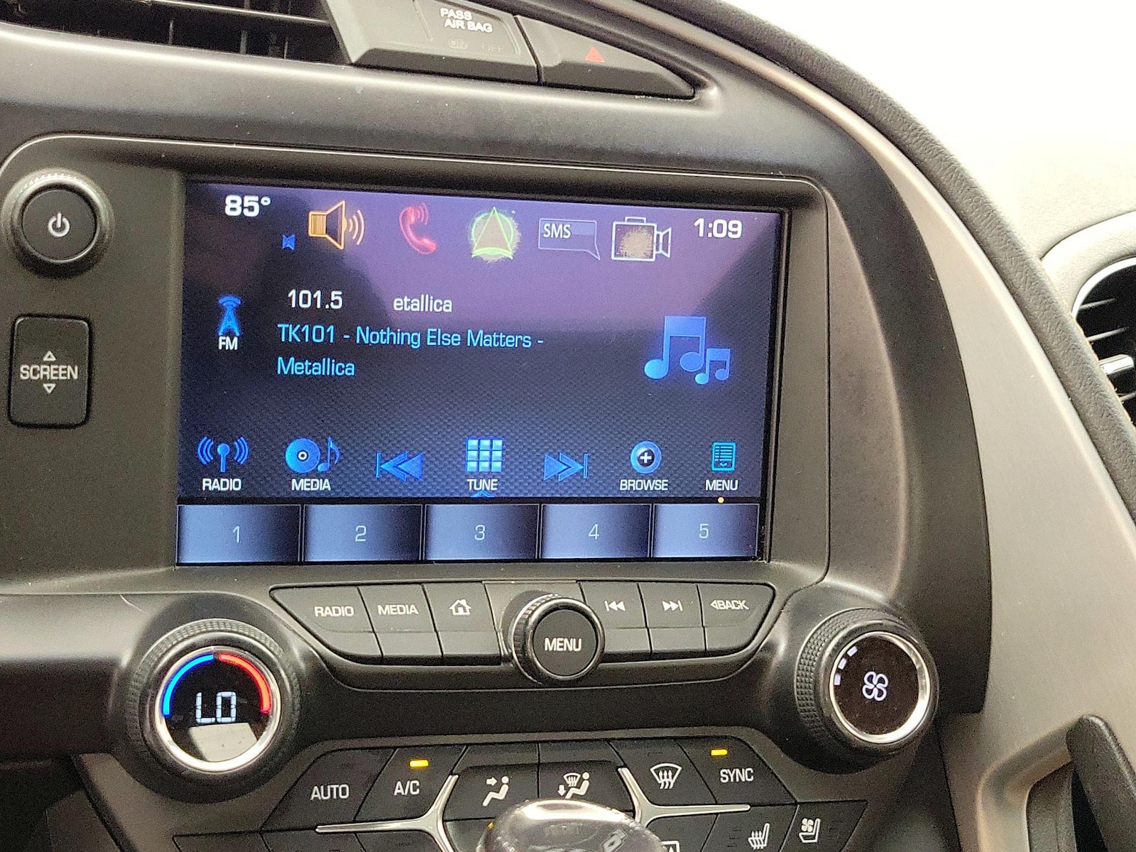 2016 Chevrolet Corvette 2LT - Photo 16