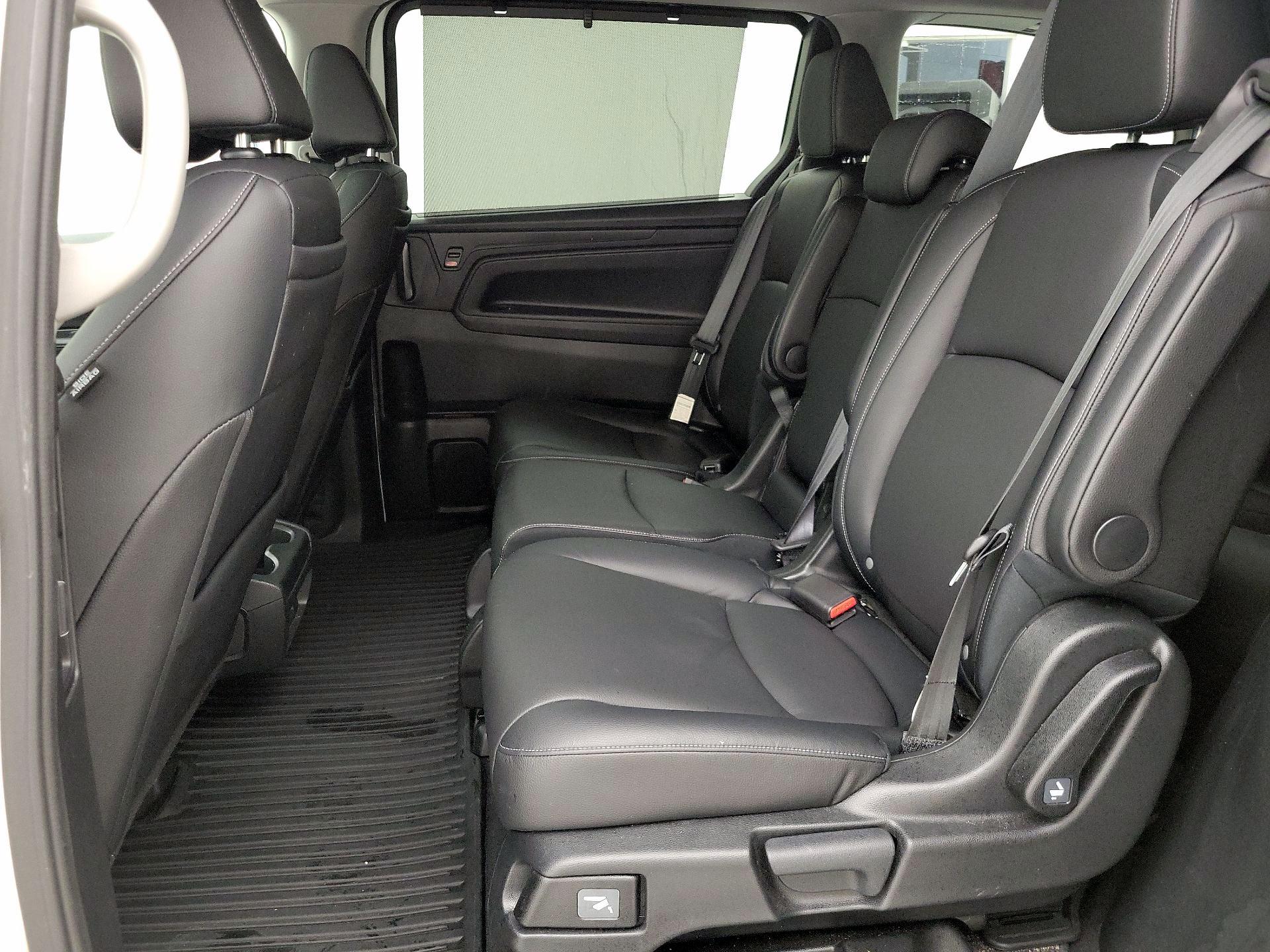 Thumbnail: 2023 Honda Odyssey - 20