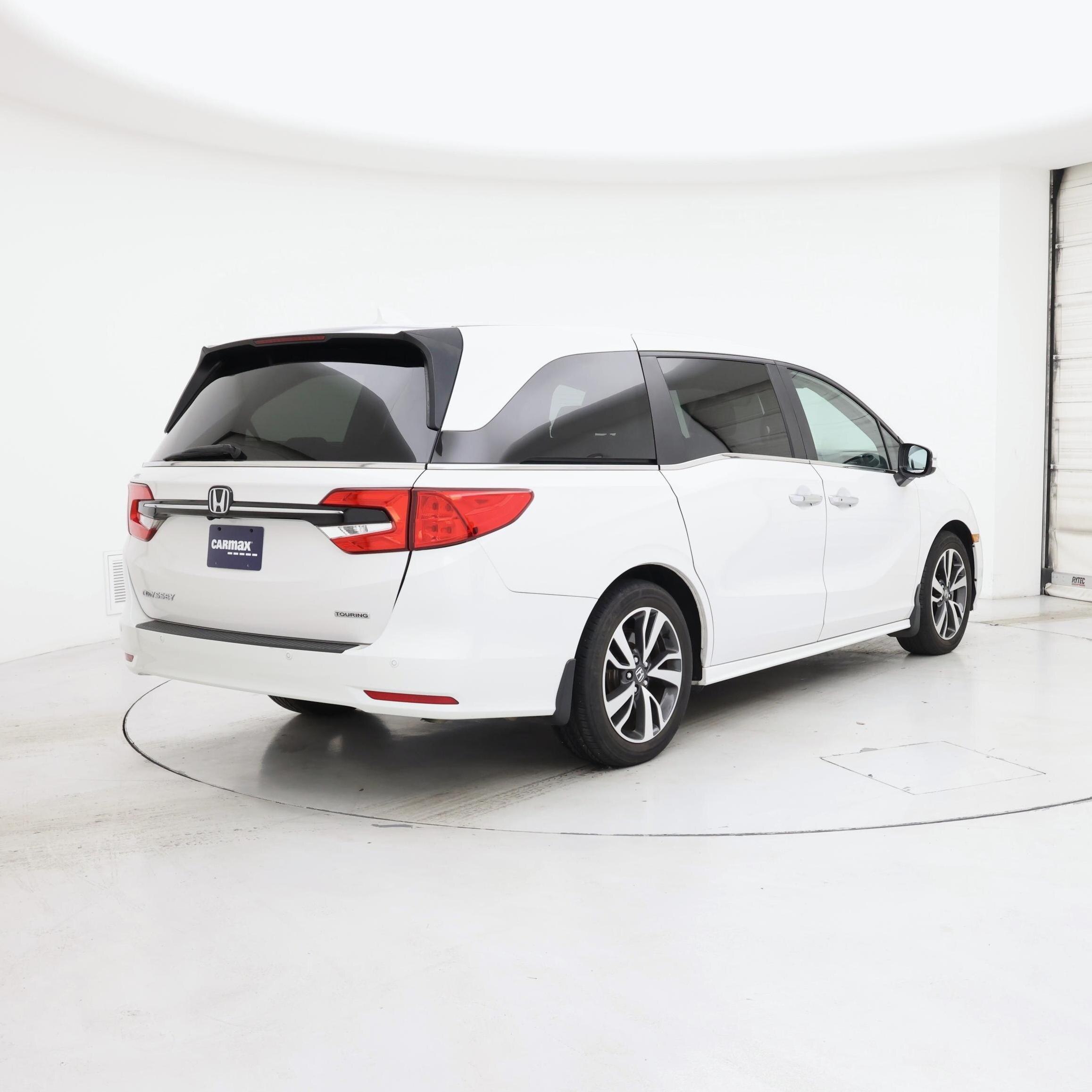 Thumbnail: 2023 Honda Odyssey - 8