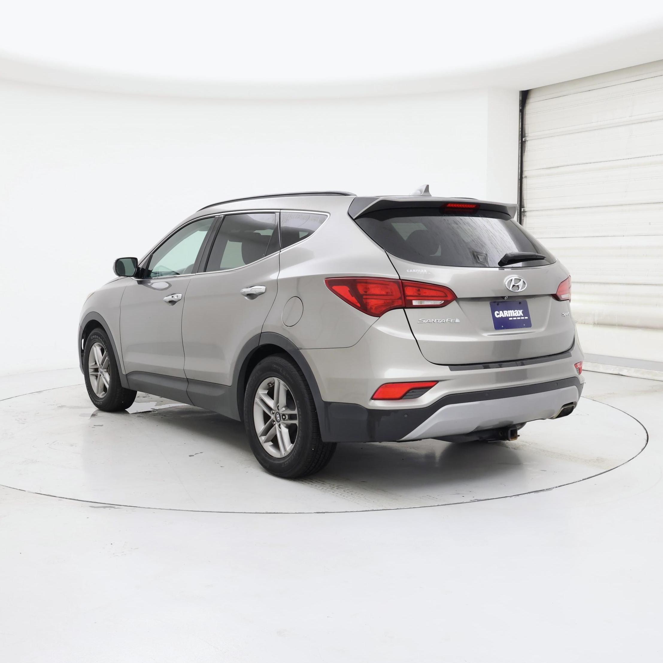 Thumbnail: 2018 Hyundai Santa Fe - 2