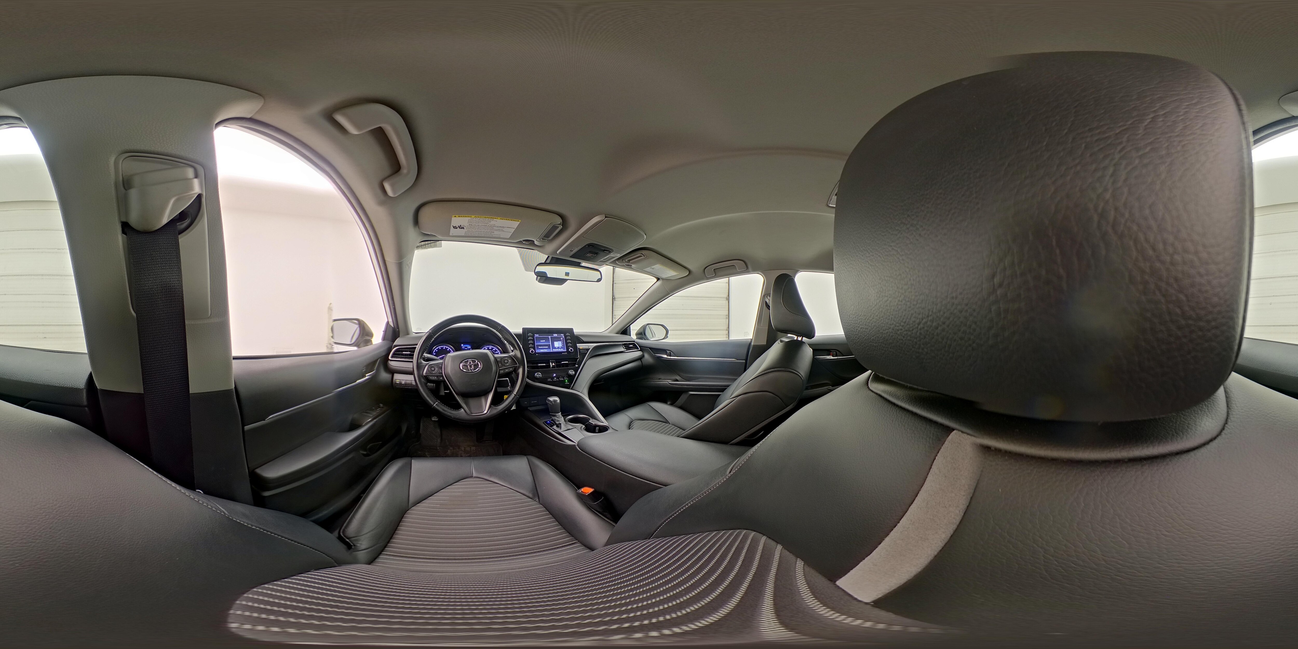 2021 Toyota Camry SE - Photo 26