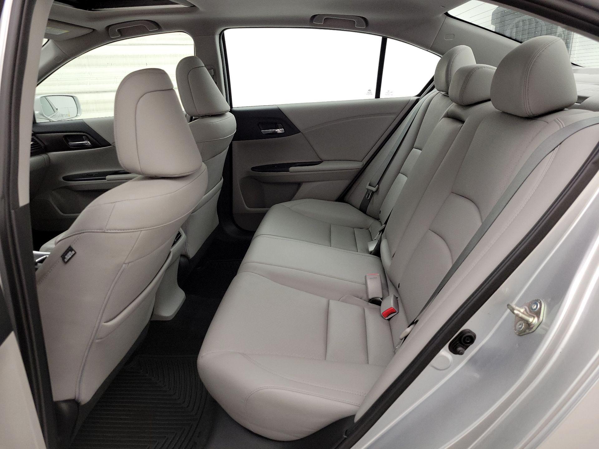 Thumbnail: 2015 Honda Accord - 20