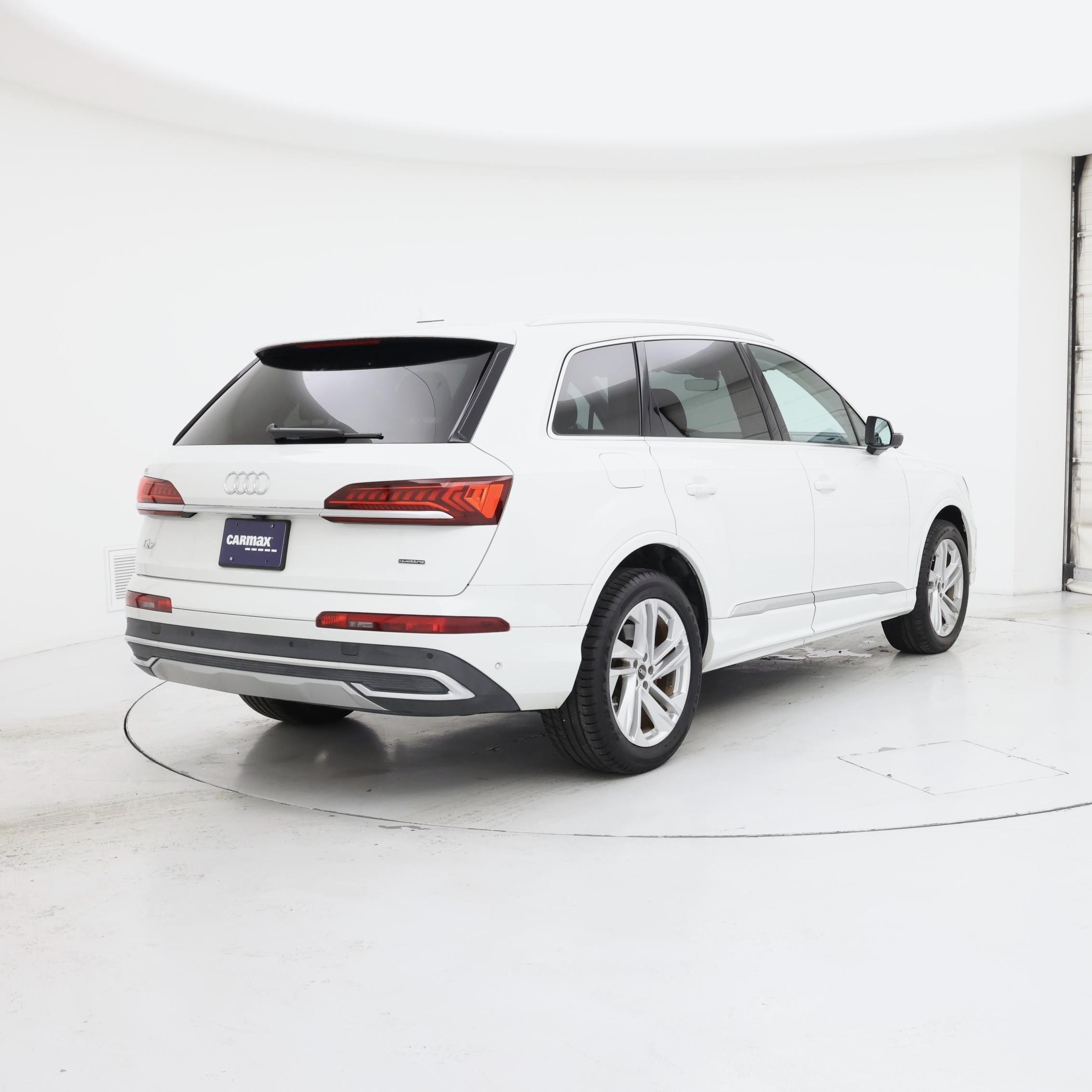Thumbnail: 2023 Audi Q7 - 8