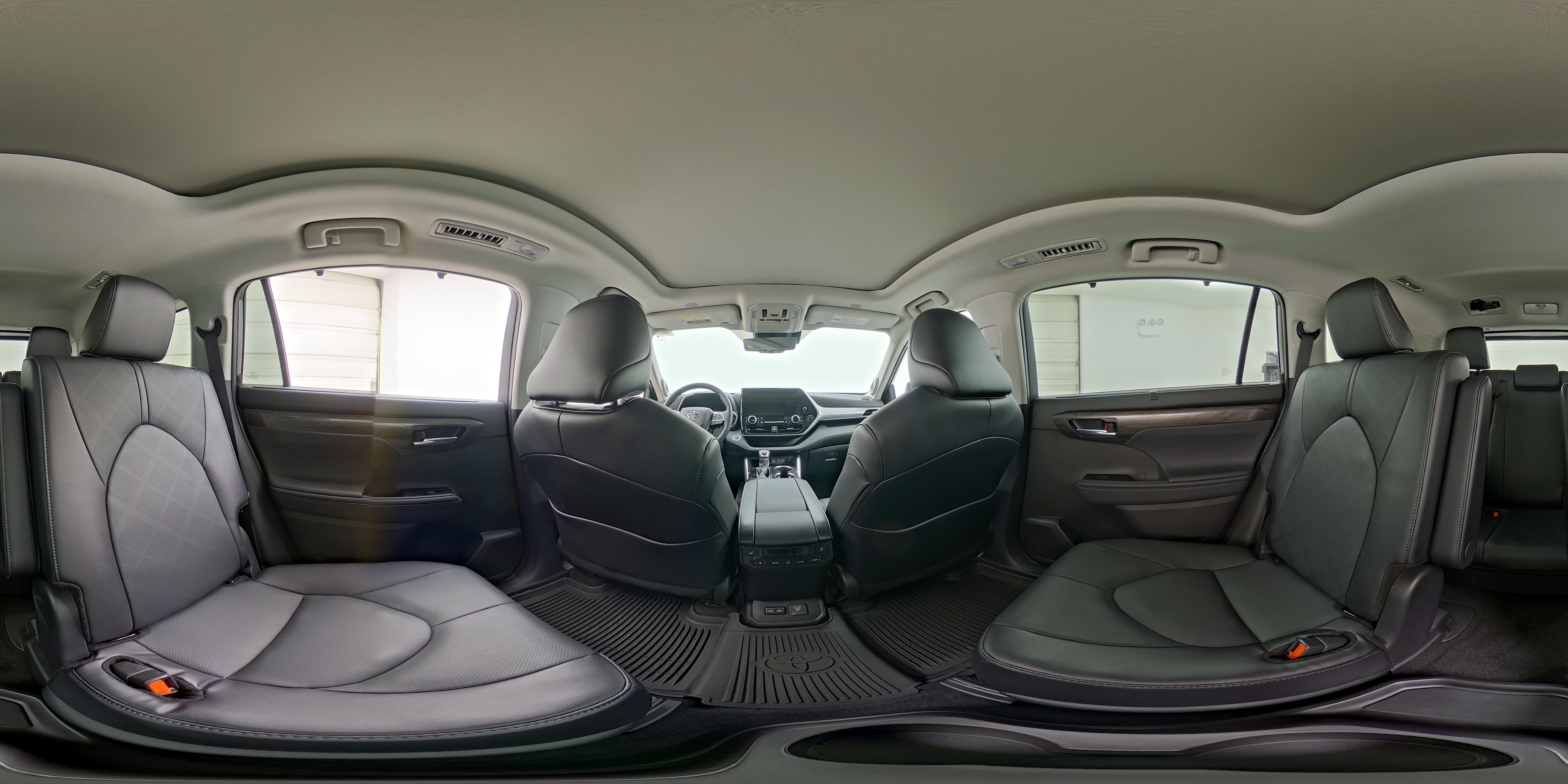 2025 Toyota Highlander Platinum - Photo 26