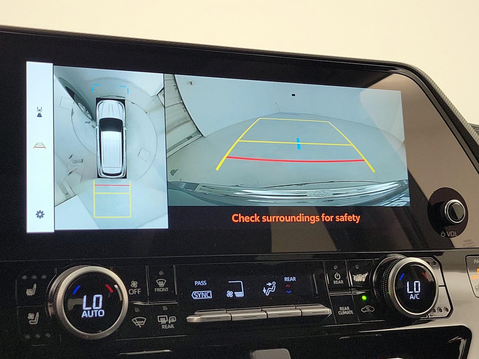 2025 Toyota Highlander Platinum - Photo 15