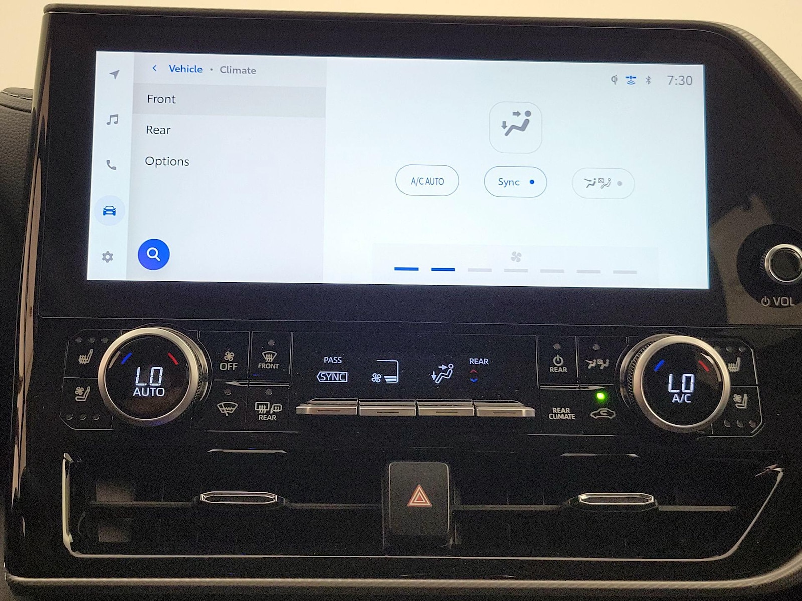 2025 Toyota Highlander Platinum - Photo 17