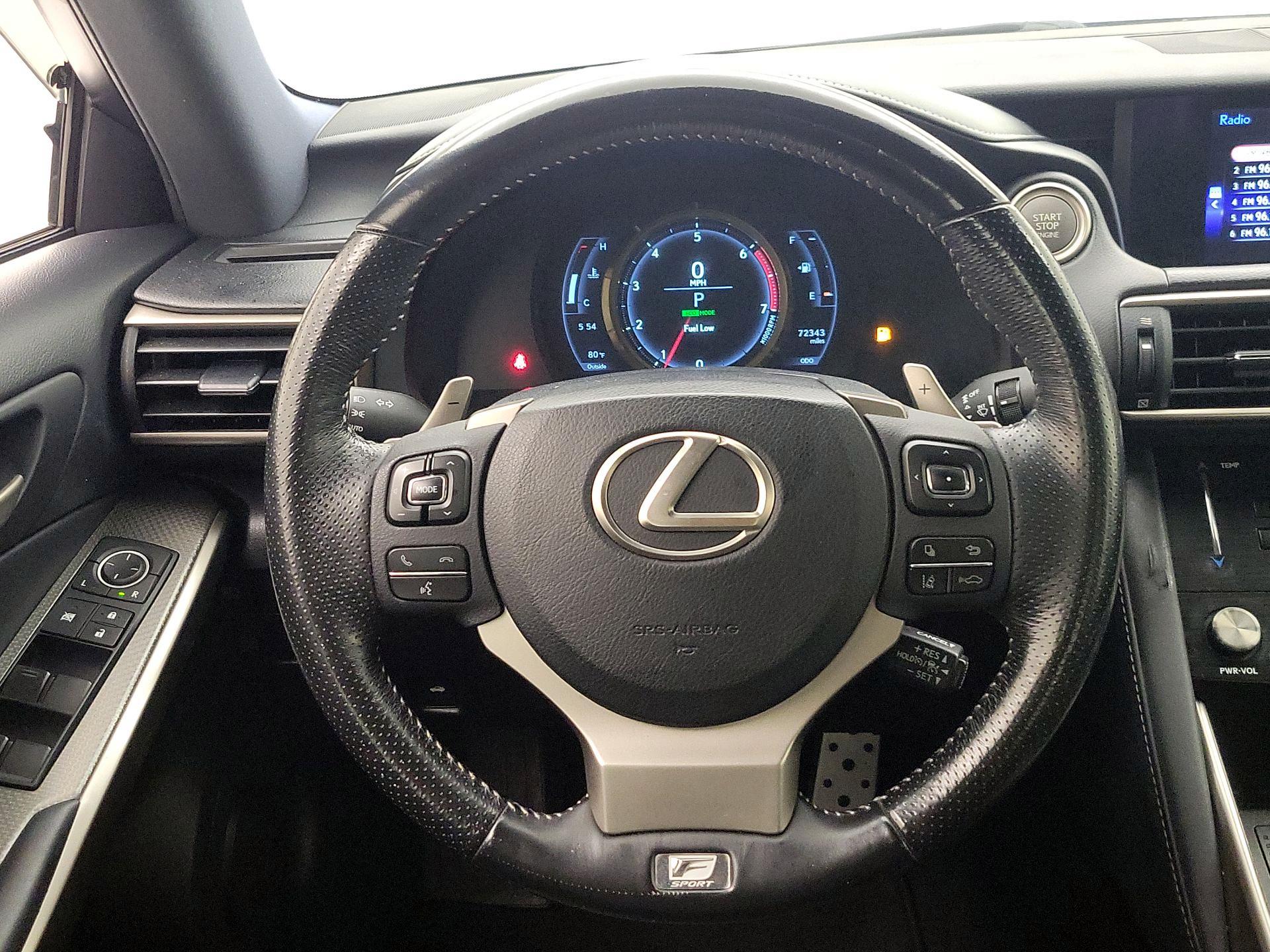 Thumbnail: 2017 Lexus IS - 10