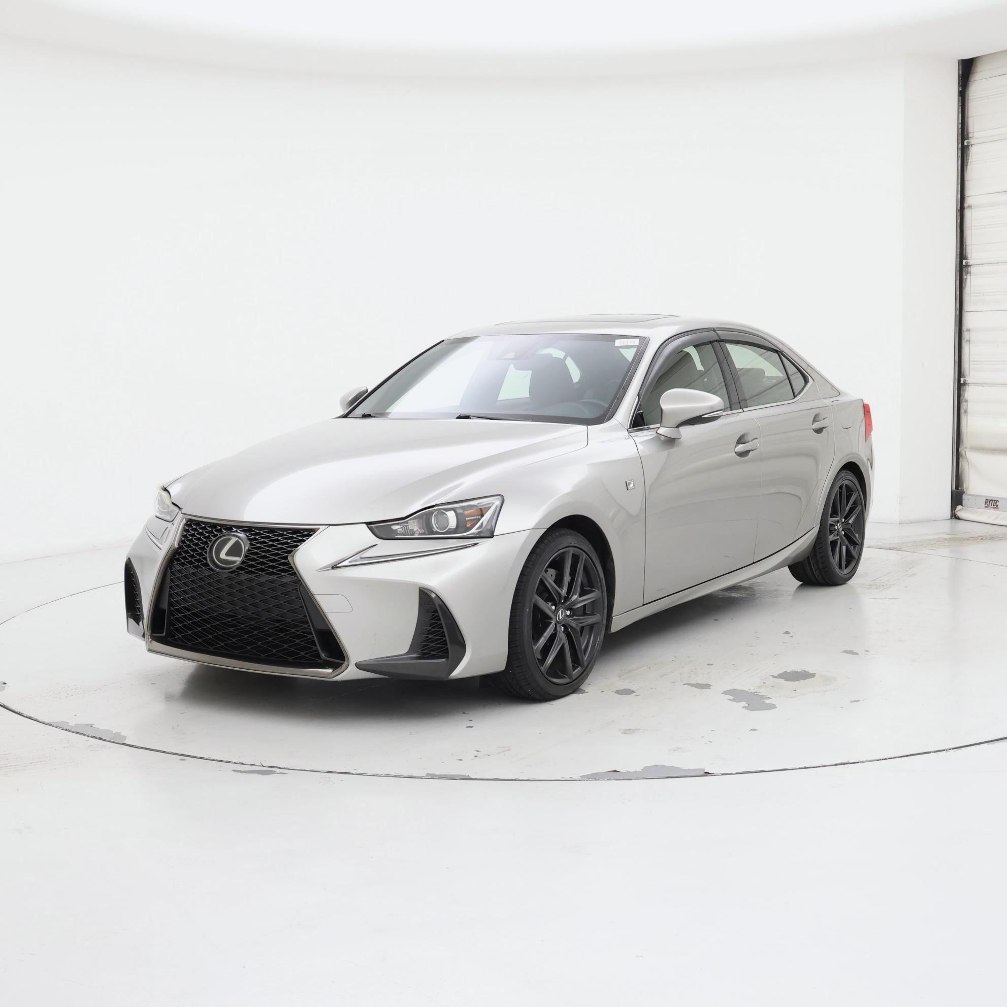 Thumbnail: 2017 Lexus IS - 4
