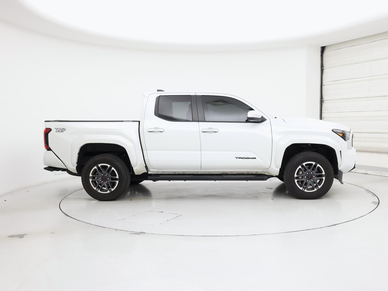2024 Toyota Tacoma TRD Sport - Photo 8
